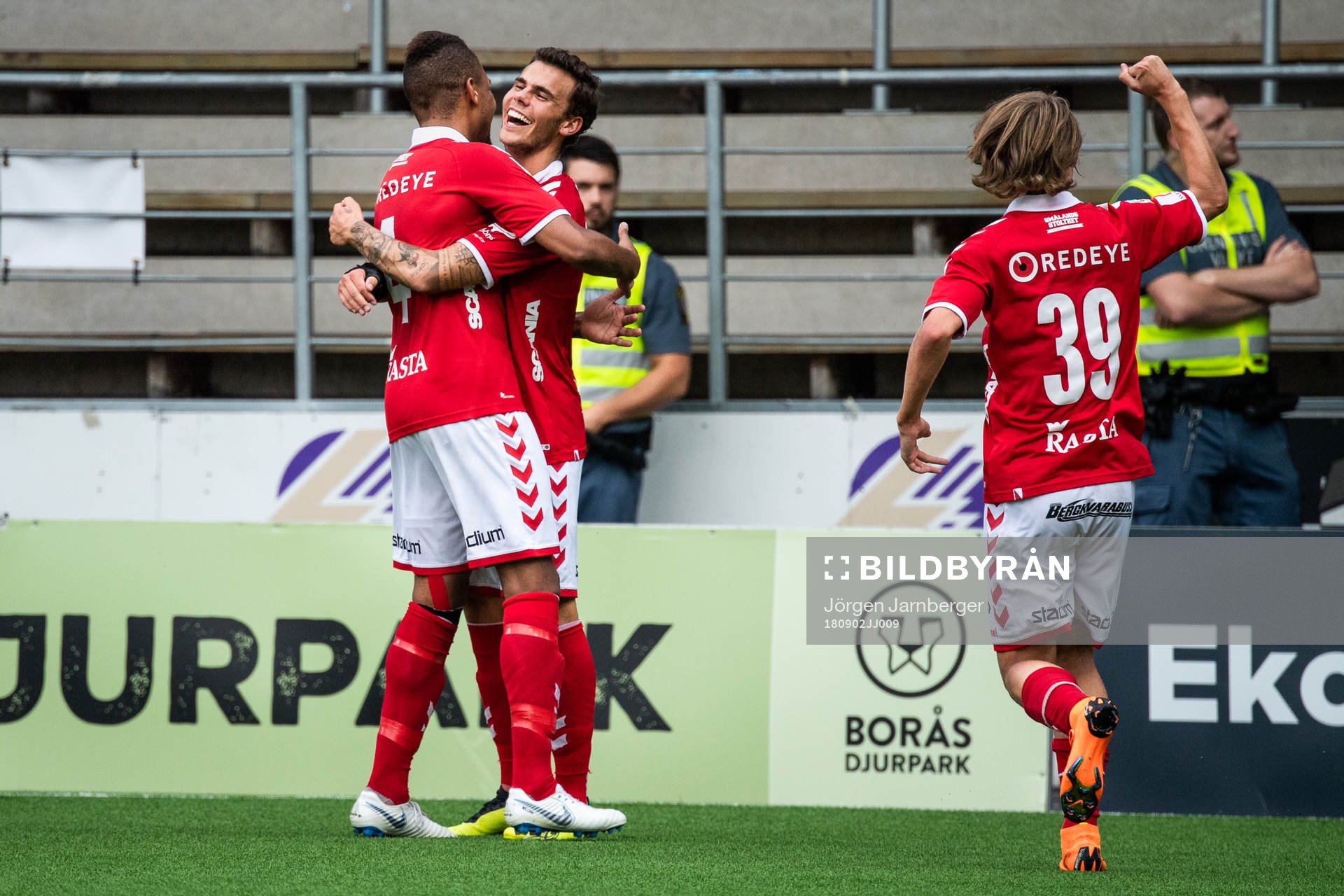 Kalmars Mikael Dyrestam kramas om