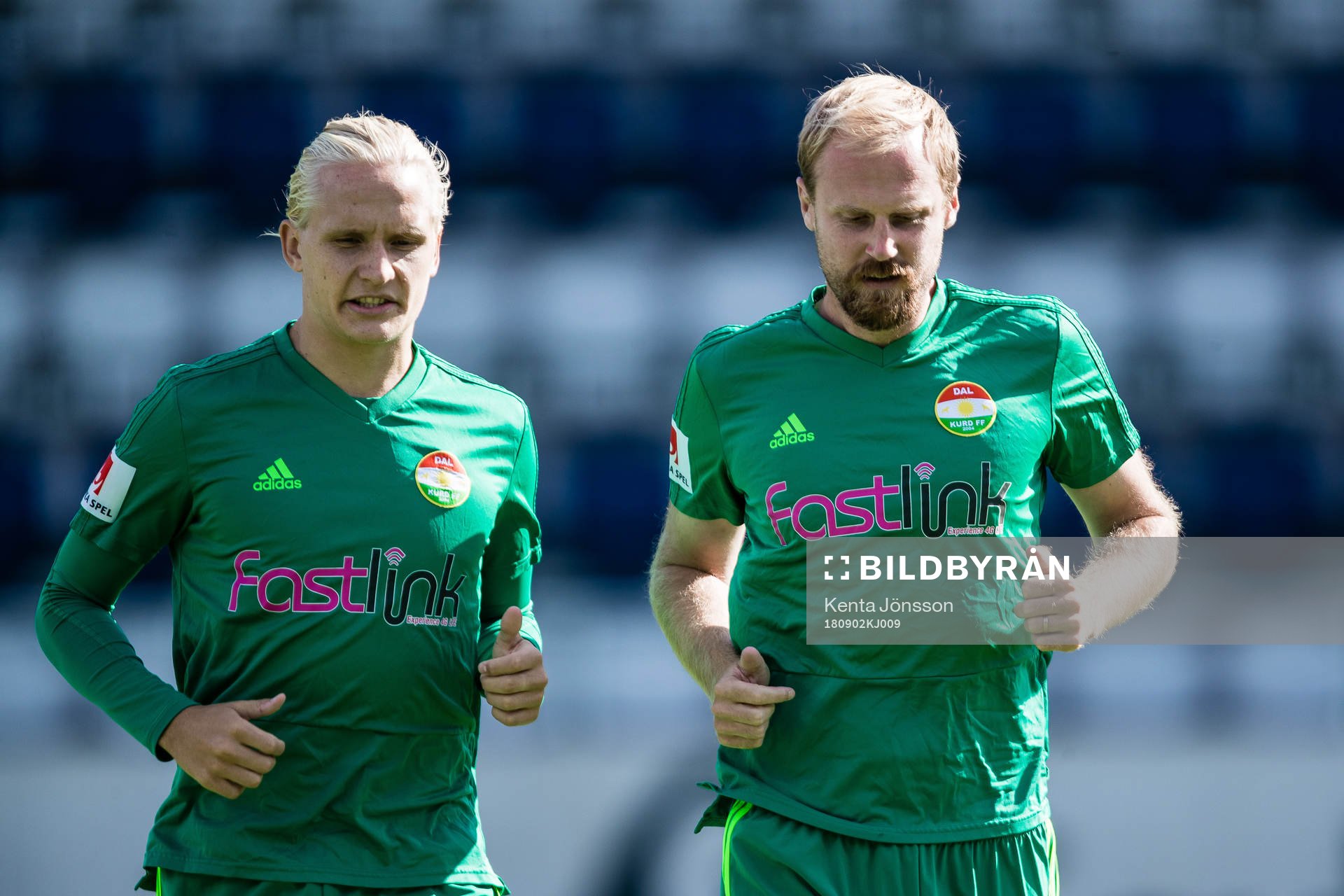 Dalkurds Henrik Löfkvist och Markus Thorbjörnsson  innan