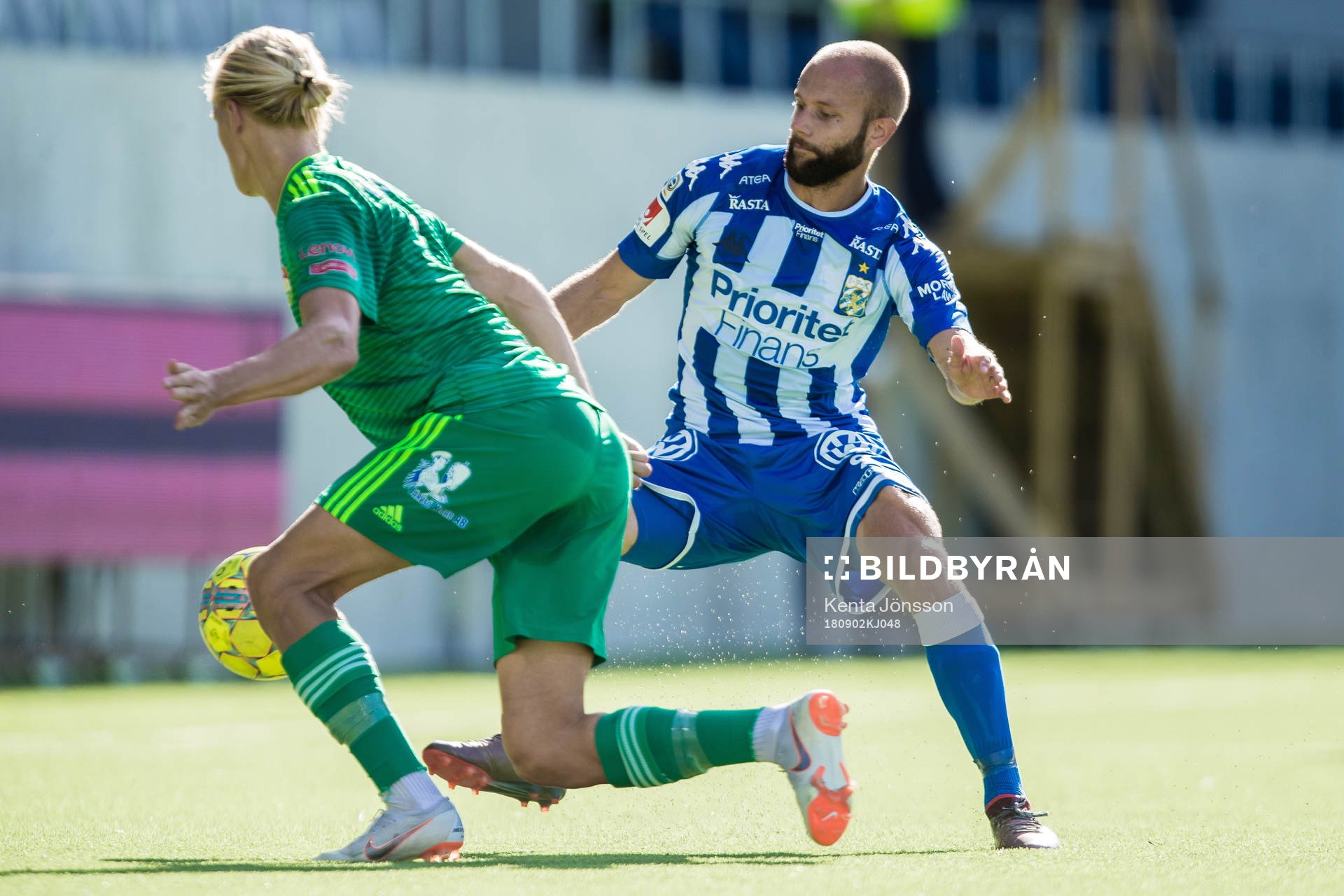IFK Göteborgs Robin Söder och Dalkurds Henrik Löfkvist