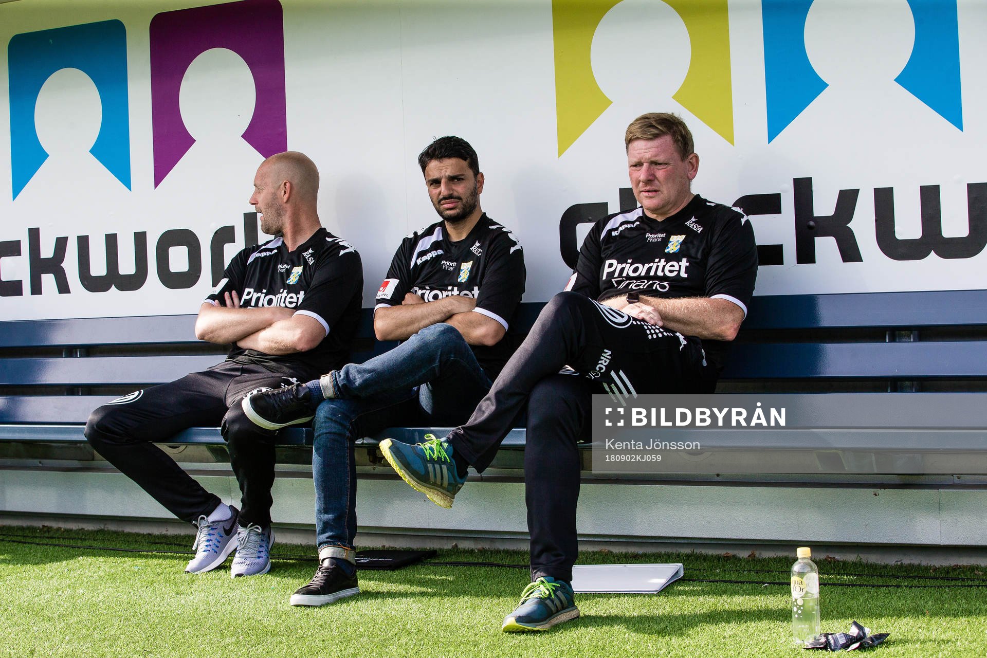 IFK Göteborgs tränare Poya Asbaghi och assisterande tränare Alf Westerberg innan fotbollsmatchen i Allsvenskan mellan Dalkurd och IFK Göteborg den 2 September 2018 i Gävle.