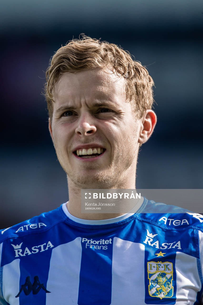IFK Göteborgs Victor Wernersson innan fotbollsmatchen i