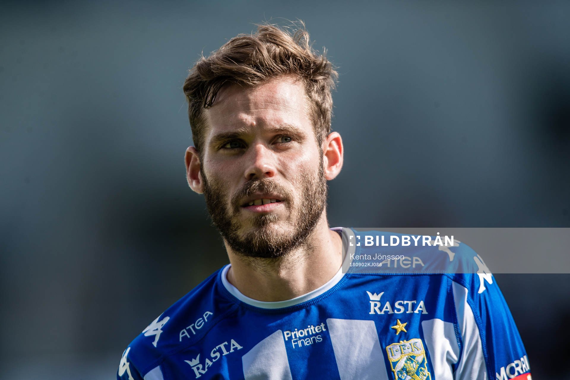 IFK Göteborgs Emil Salomonsson innan fotbollsmatchen i