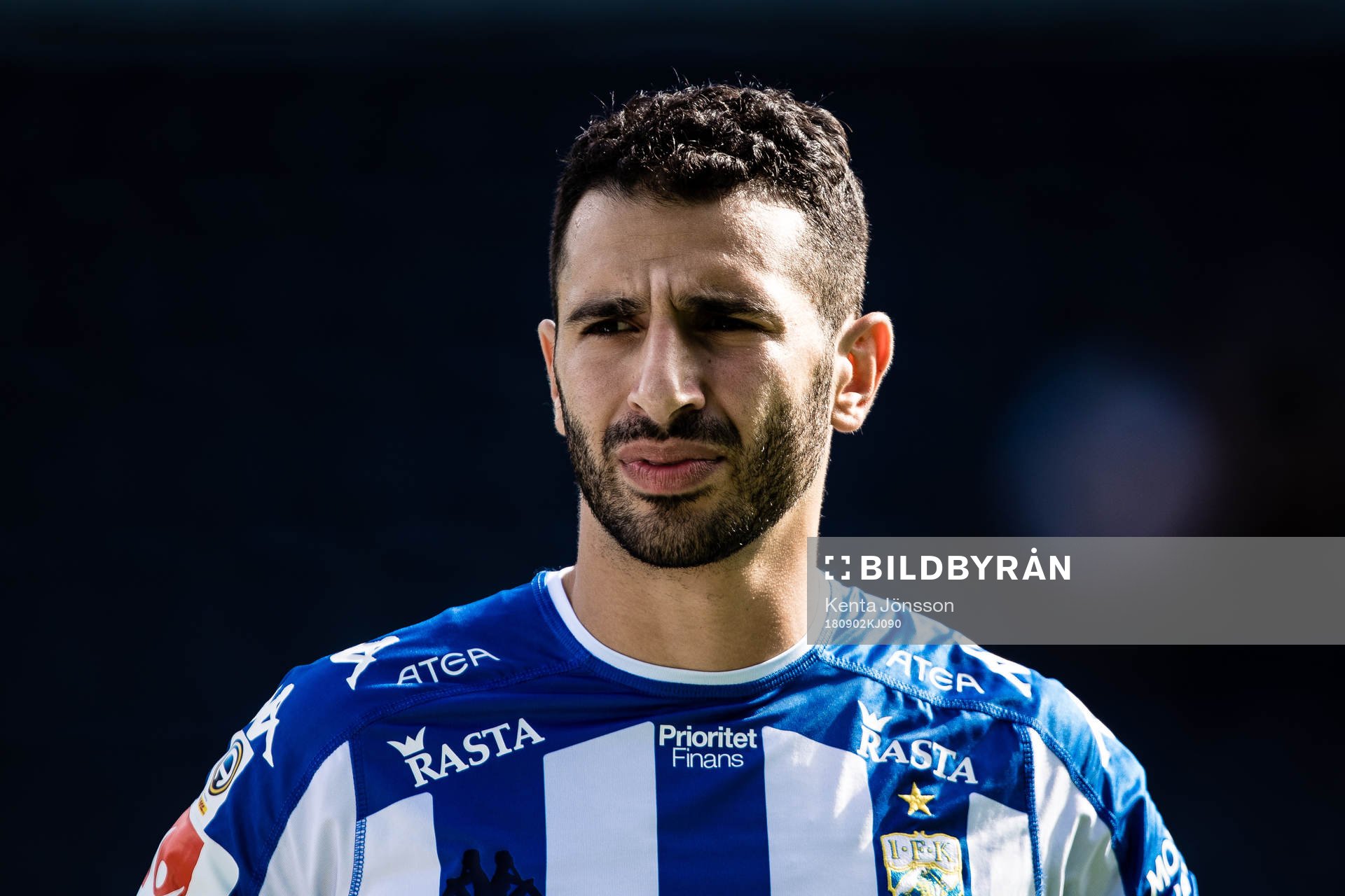 IFK Göteborgs André Calisir innan fotbollsmatchen i