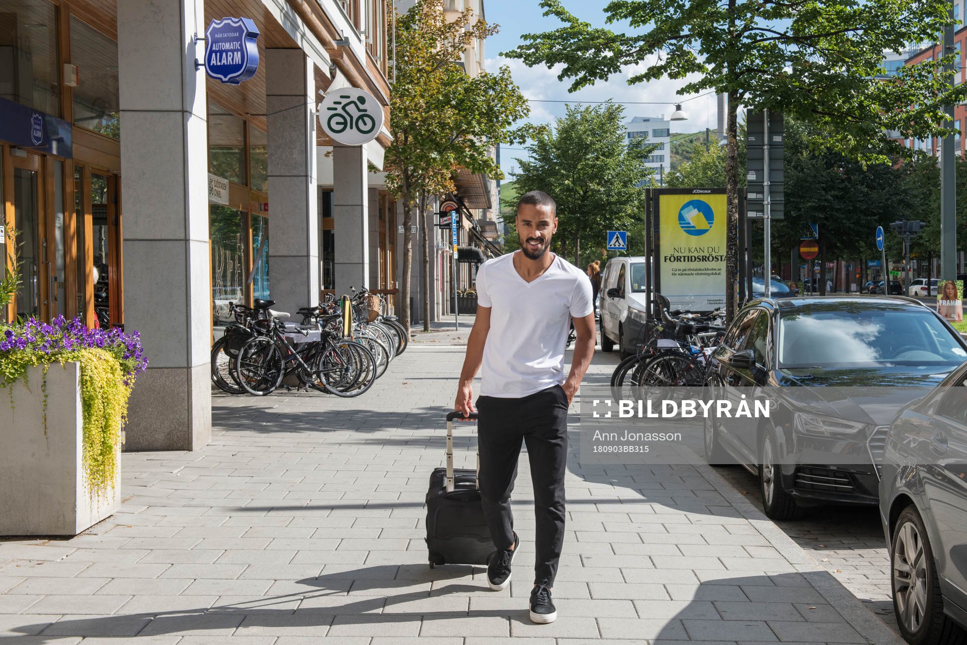 Fotbollsspelaren Junes Barny