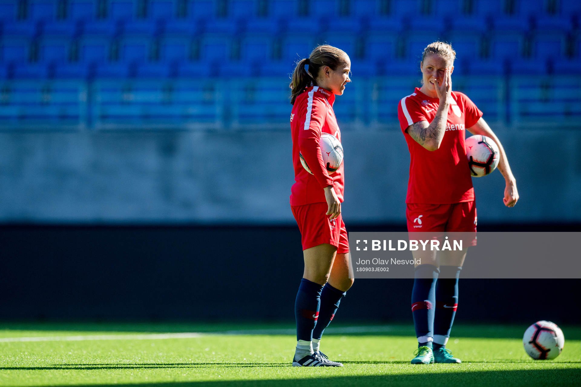 Guro Reiten and Isabell Herlovsen of Norway