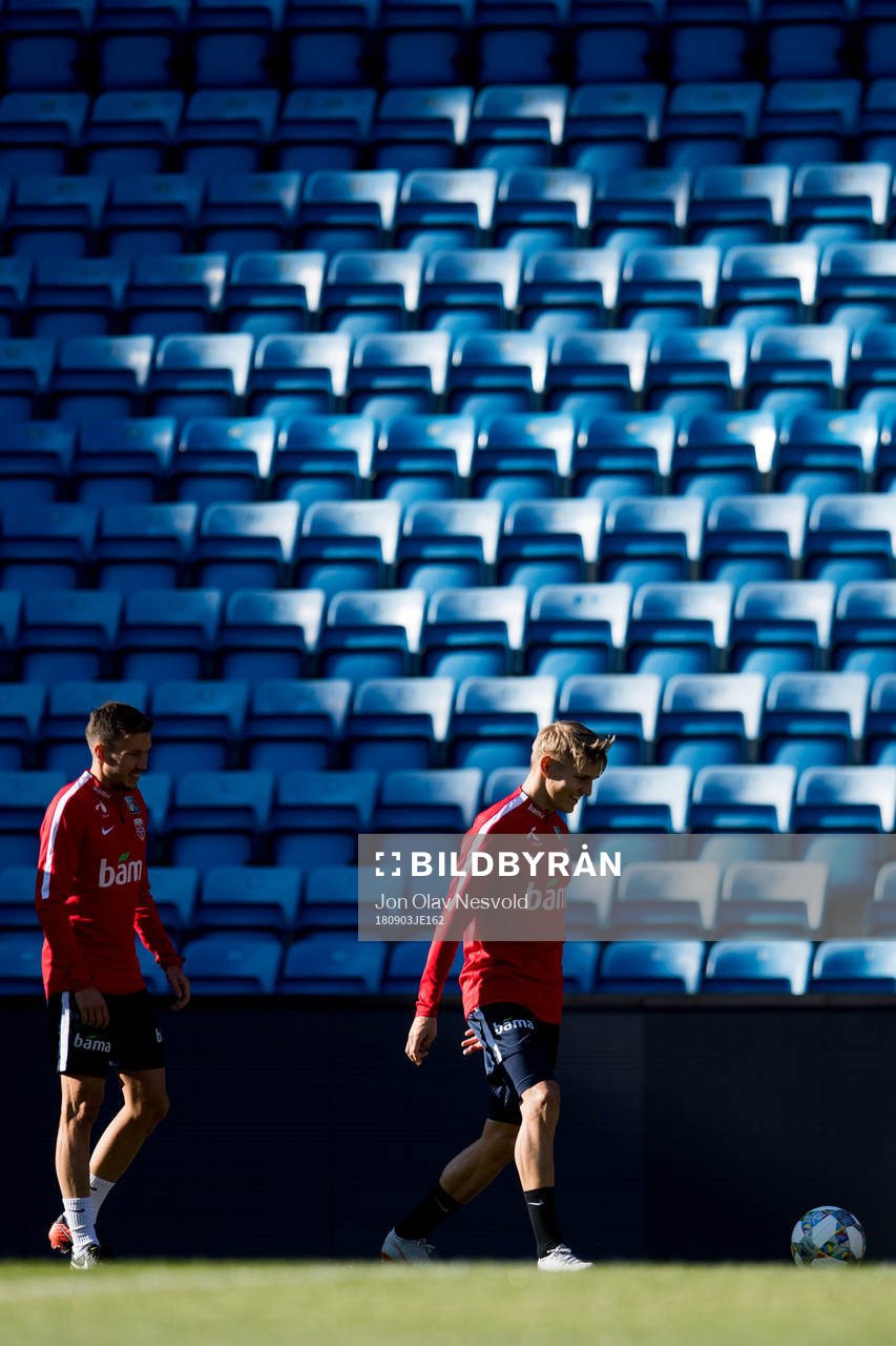 Martin Linnes and Martin Ødegaard of Norway