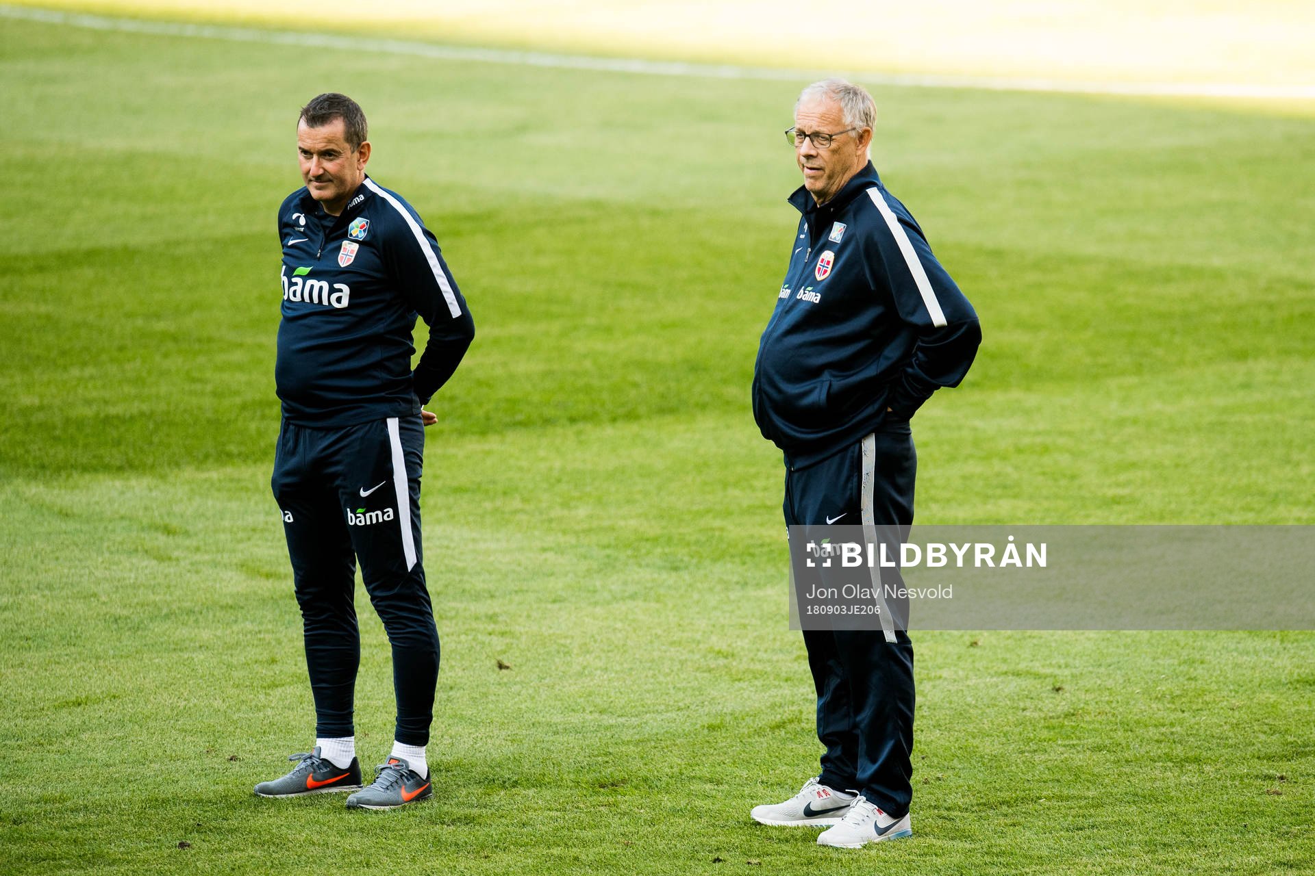 Per Joar Hansen, assistant coach, and Lars Lagerbäck, head