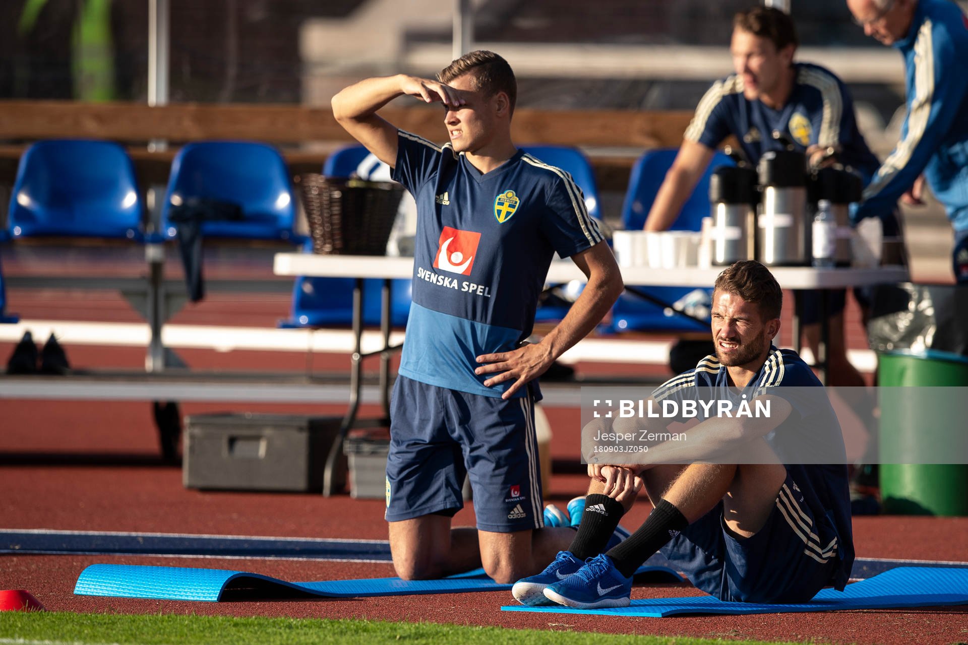 Sveriges Viktor Claesson (v) och Marcus Rohdén (h)