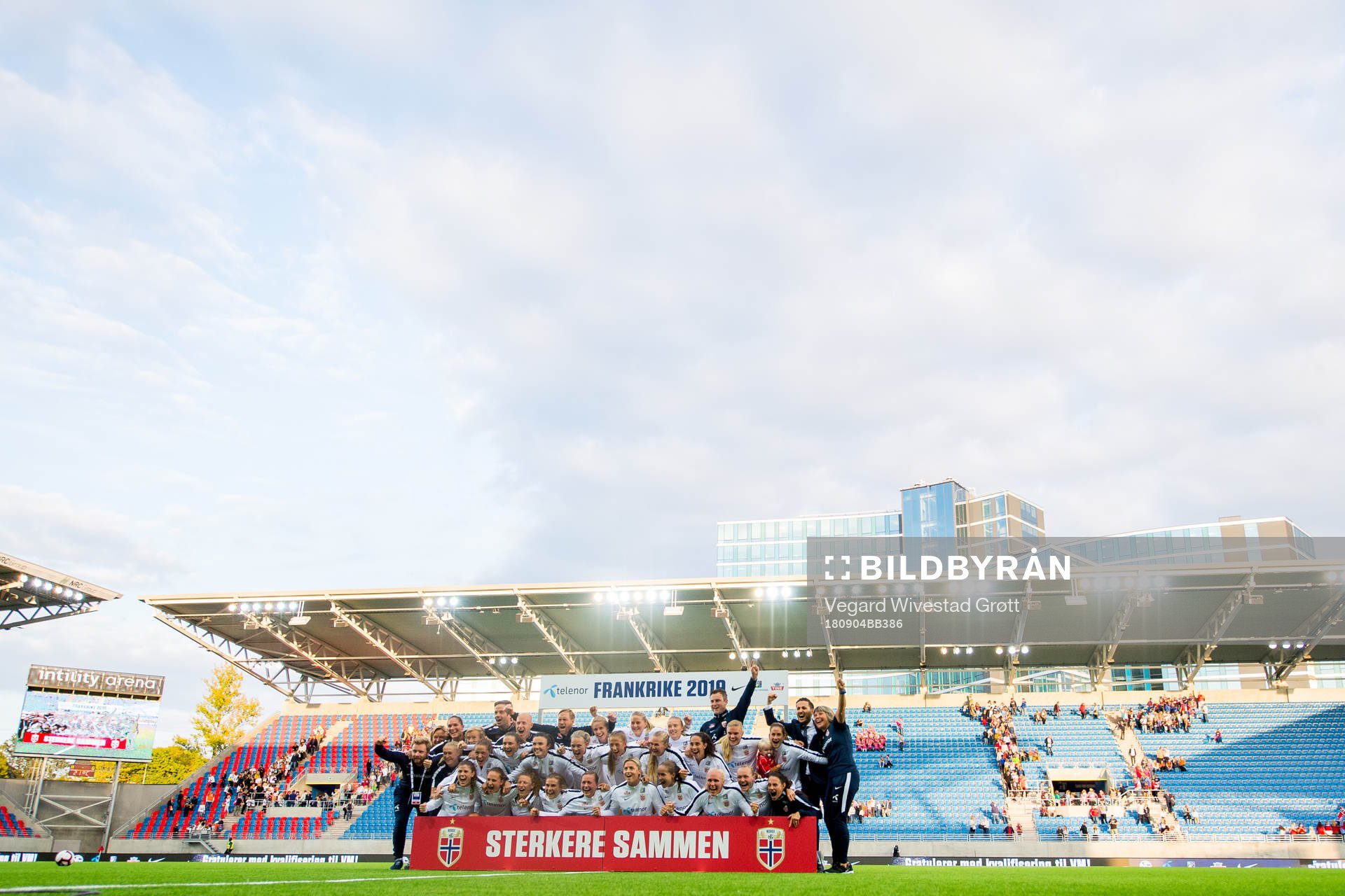 Players and staff of Norway celebrate