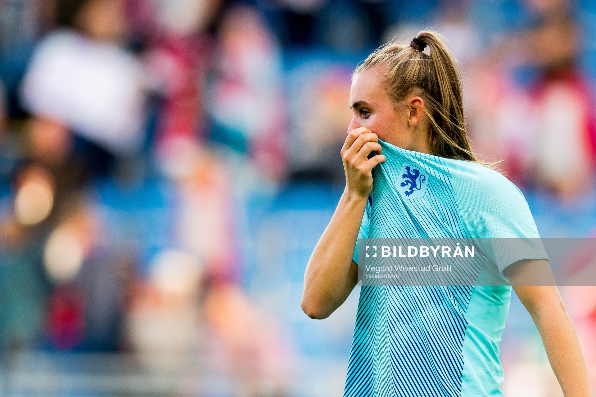Jill Roord of Netherlands looks dejected