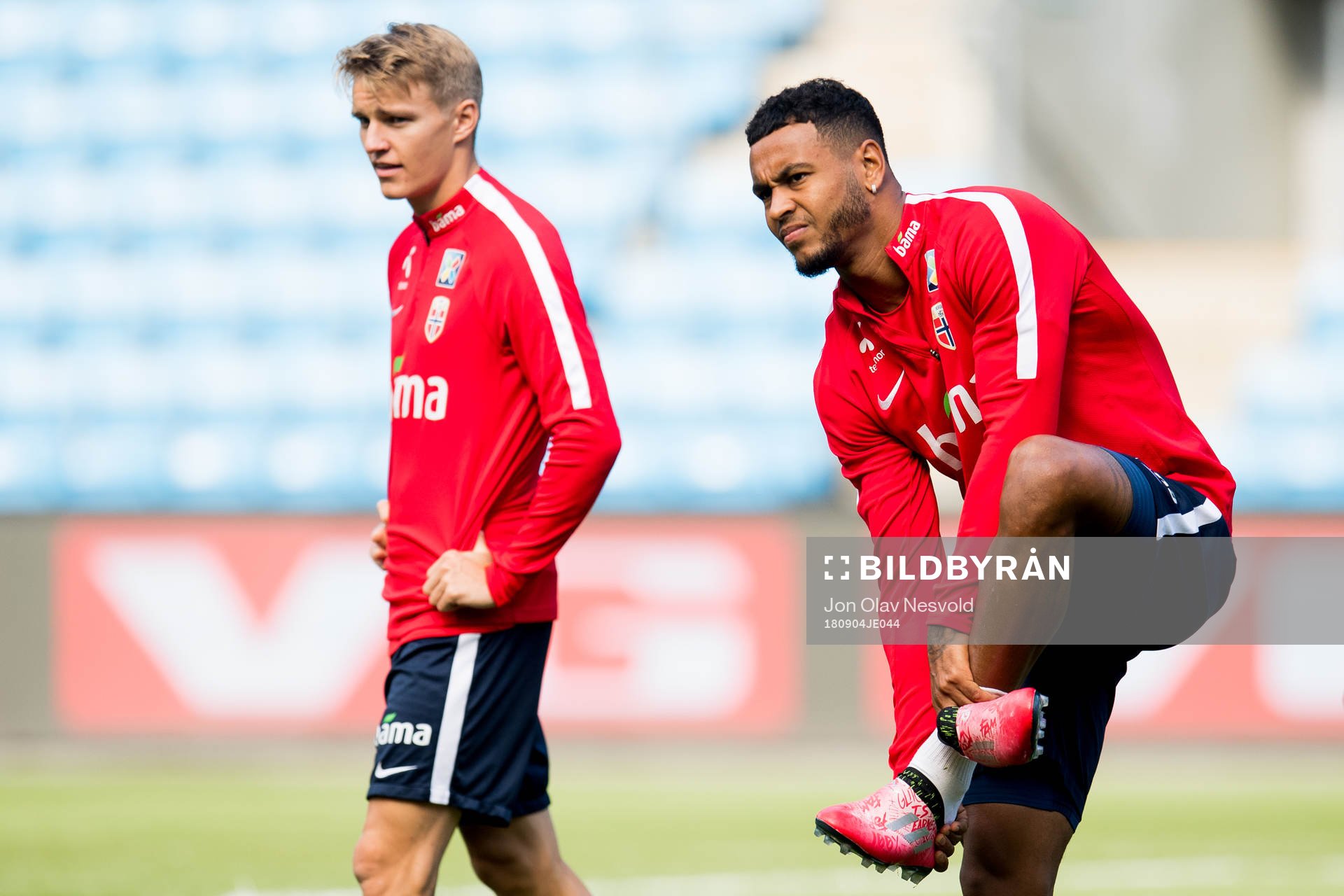 Martin Ødegaard and Joshua King of Norway