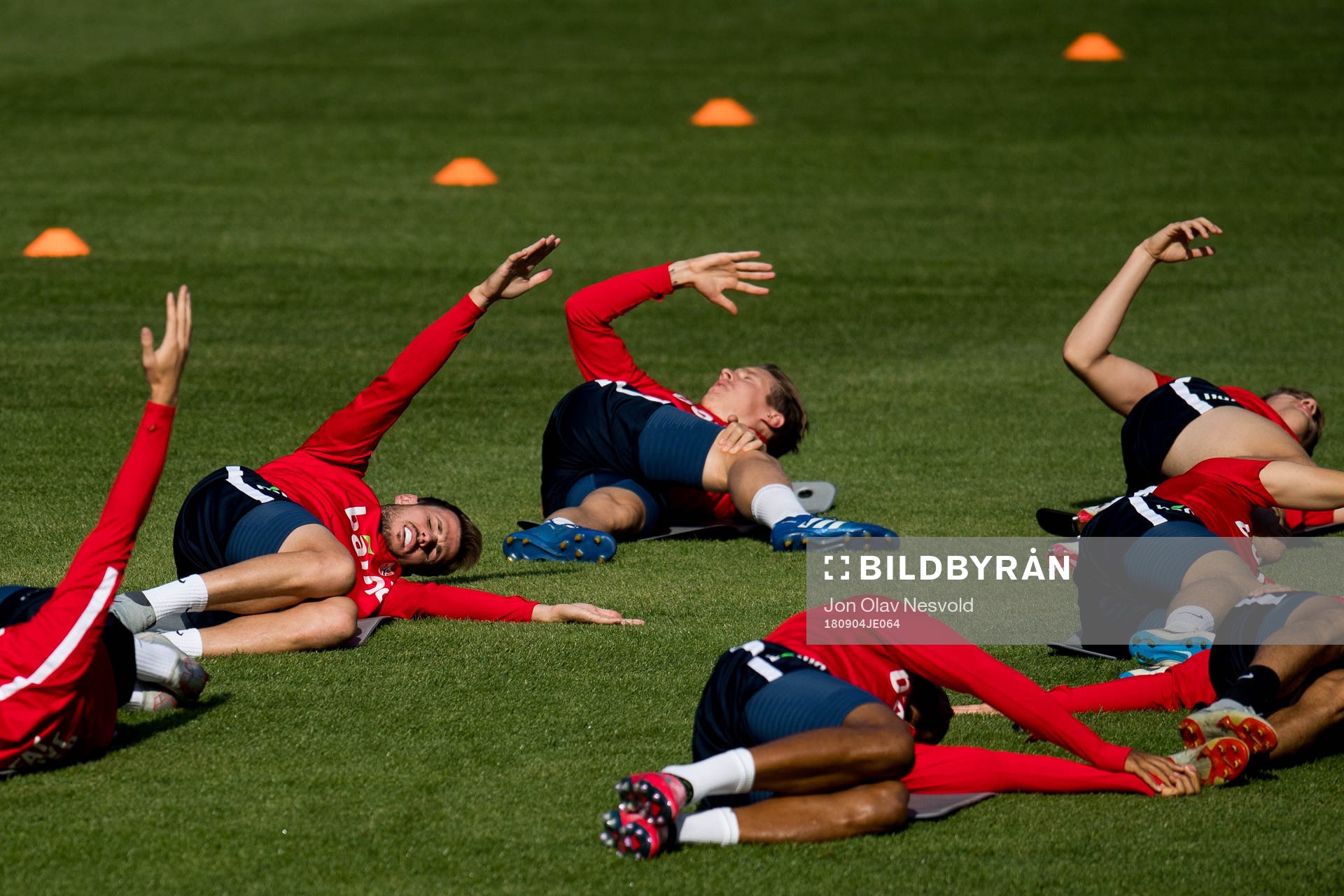 Håvard Nordtveit and Stefan Johansen of Norway