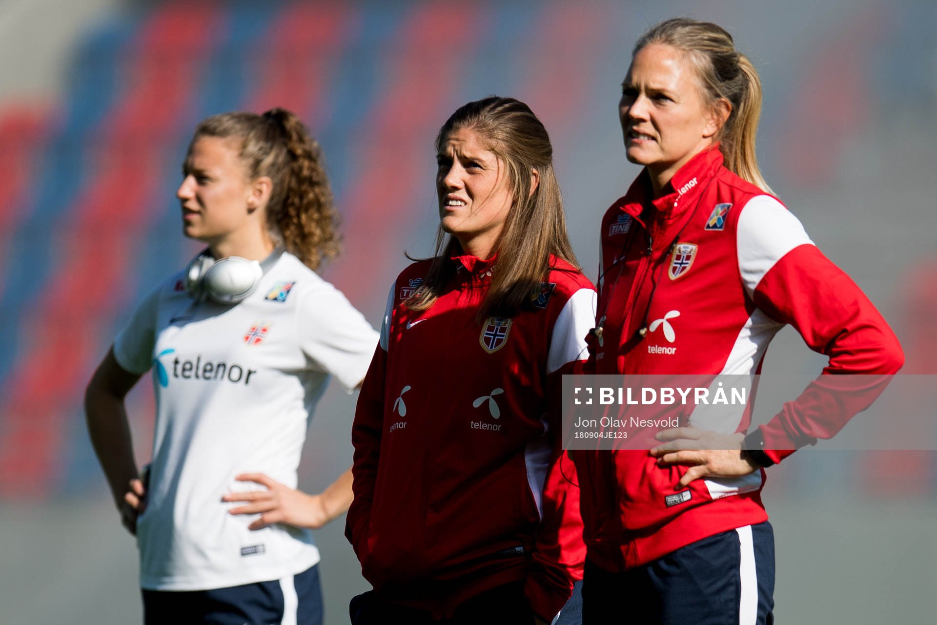 Synne Skinnes Hansen, Maren Mjelde and goalkeeper Ingrid