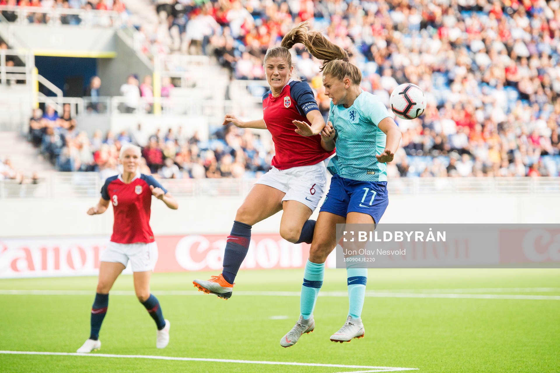 Maren Mjelde of Norway and Lieke Martens of Netherlands