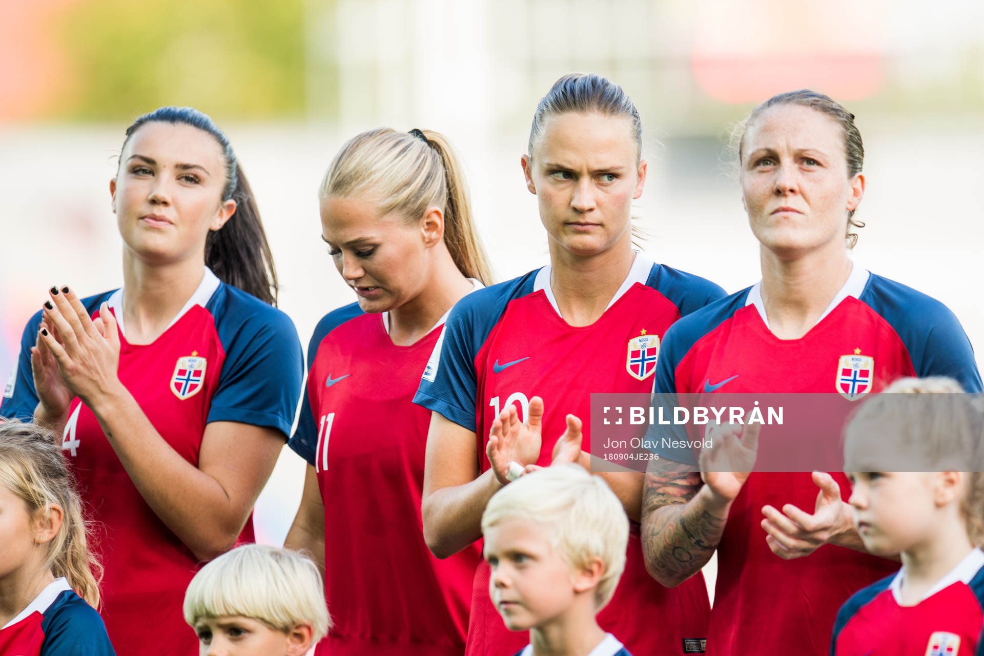 Ingrid Syrstad Engen, Lisa-Marie Karlseng Utland, Caroline