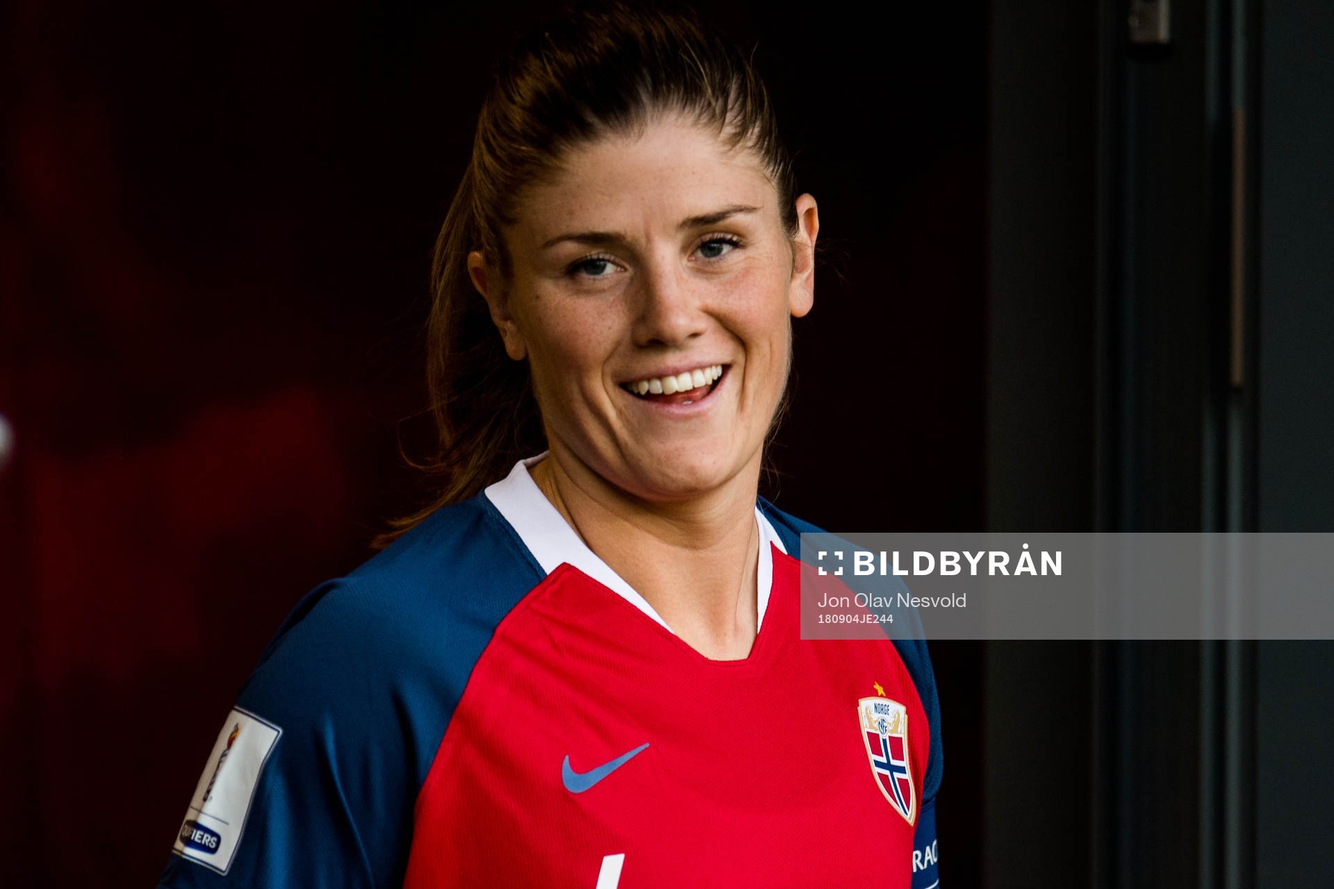 Maren Mjelde of Norway enters the pitch