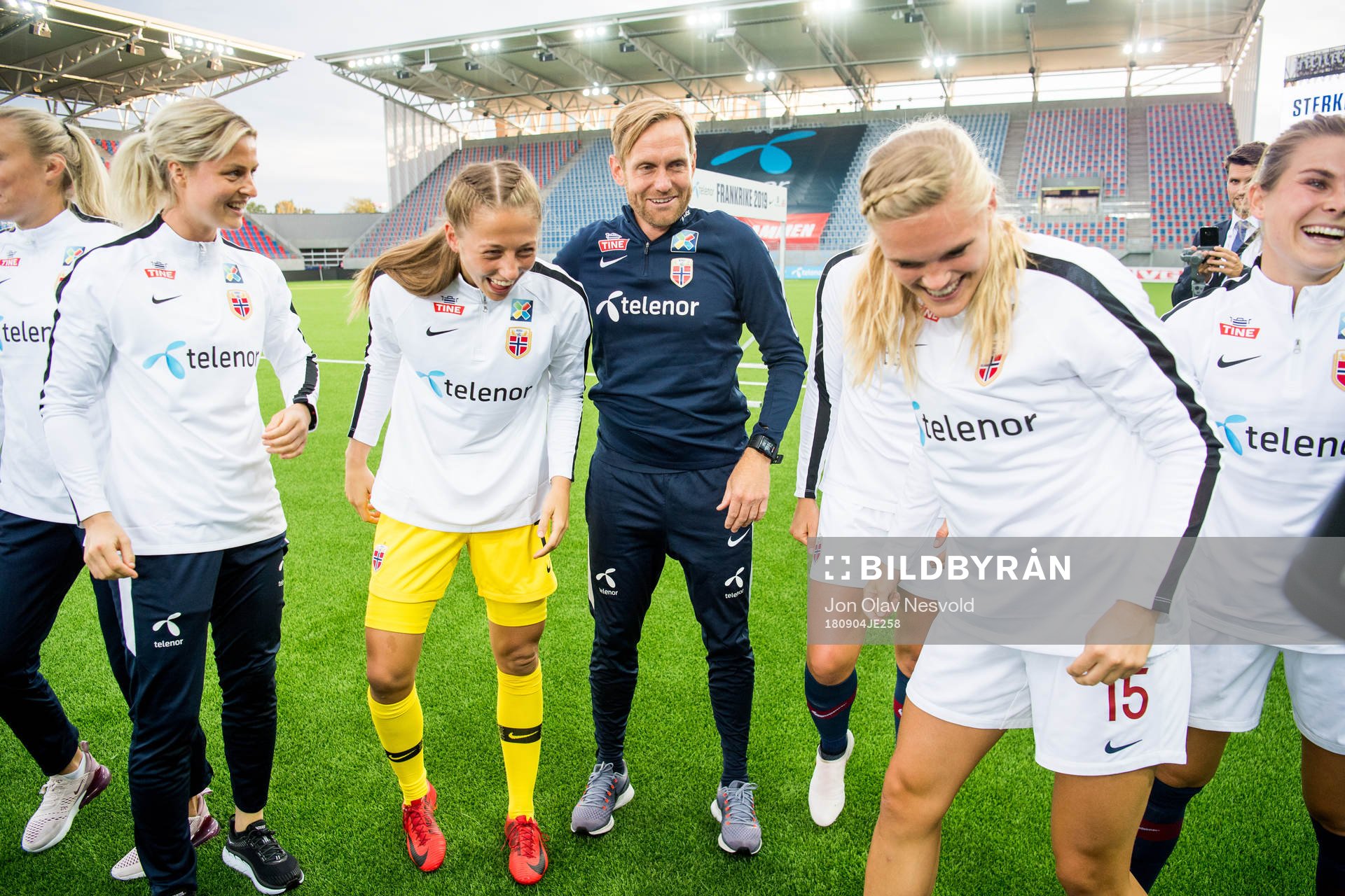 Ingrid Marie Spord, goalkeeper Cecilie Fiskerstrand, Martin