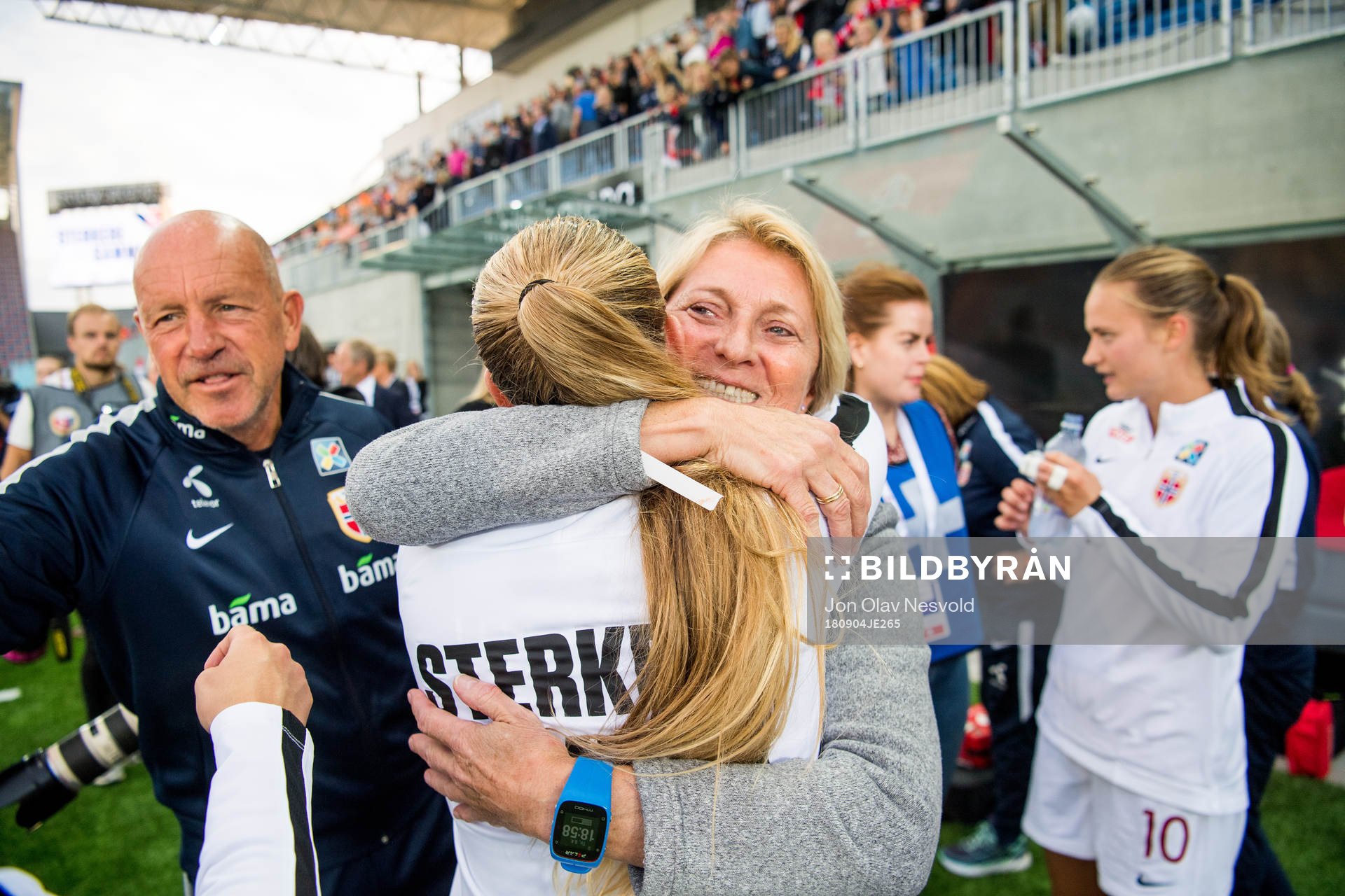 Marit Breivik, team sports coach of Olympiatoppen, and Nils