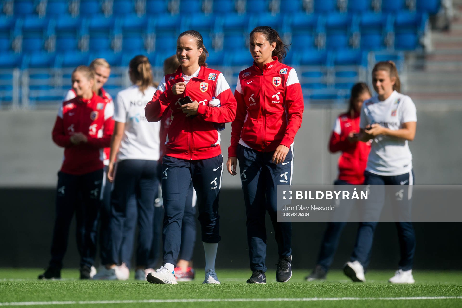 Guro Reiten and Ingrid Moe Wold of Norway