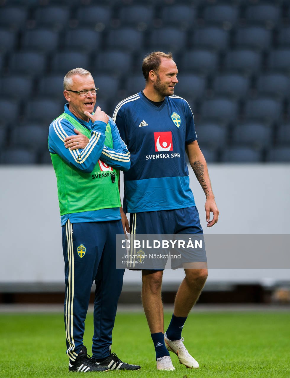 Andreas Granqvist och förbundskapten Janne Andersson