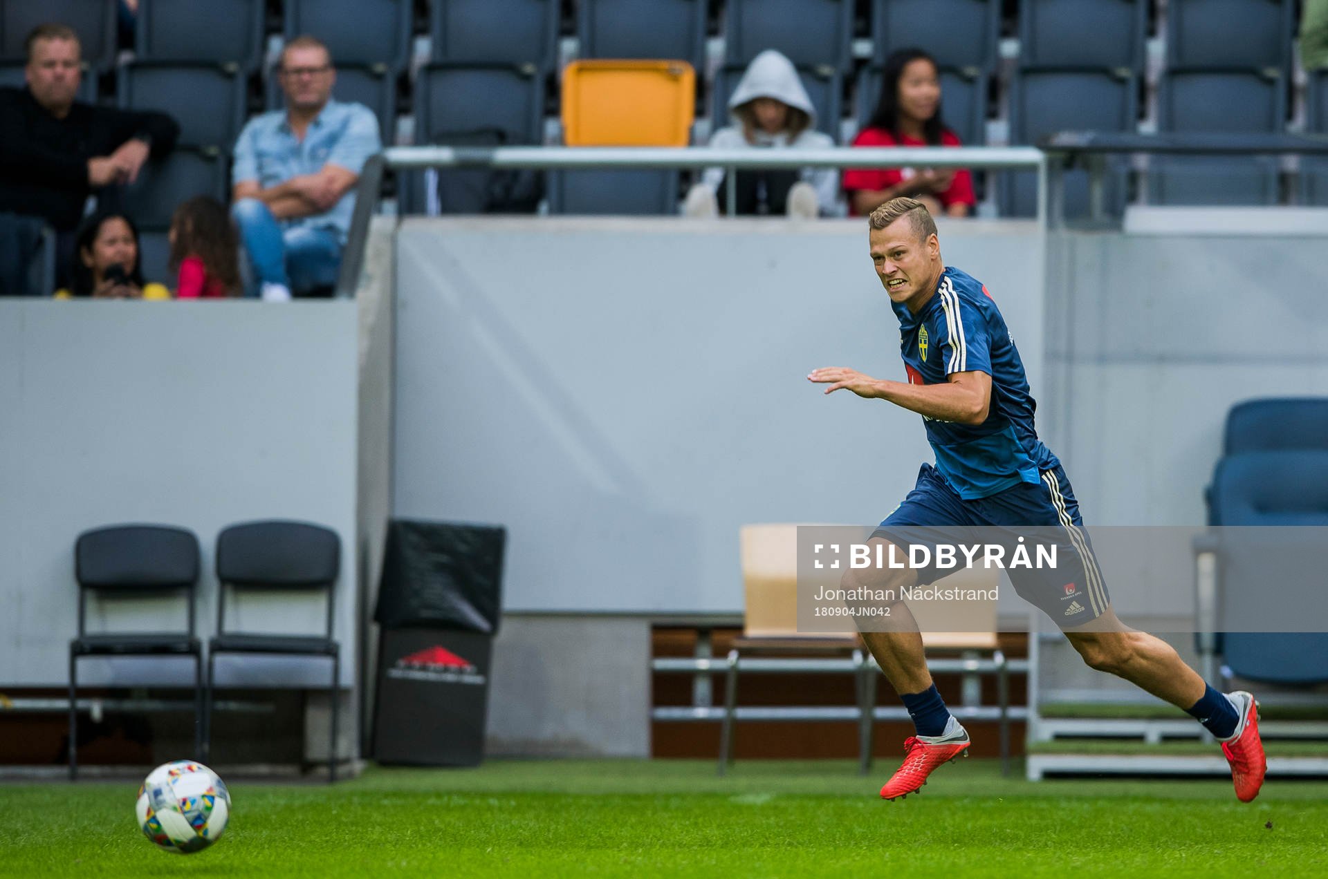 Viktor Claesson