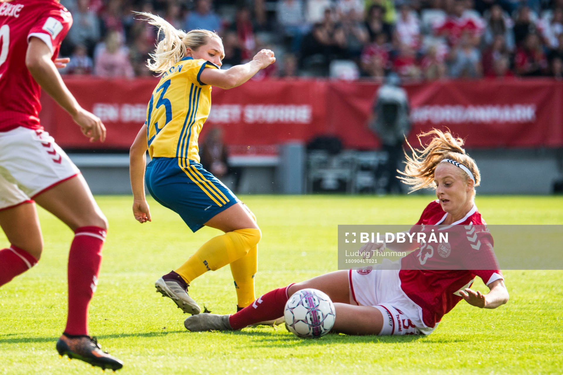 Sveriges Elin Rubensson mot Danmarks Karen Holmgaard