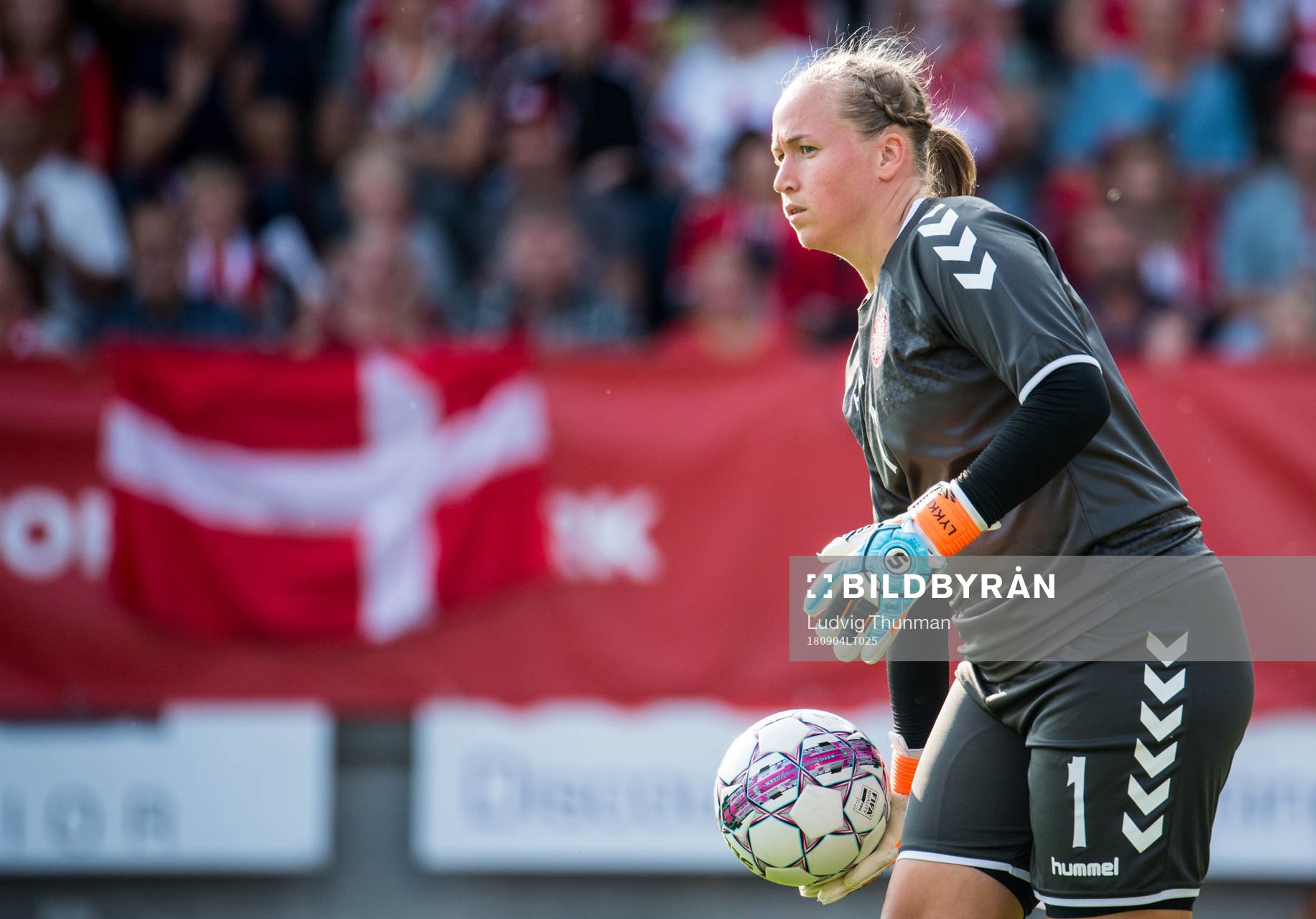 Danmarks målvakt Stina Lykke Petersen