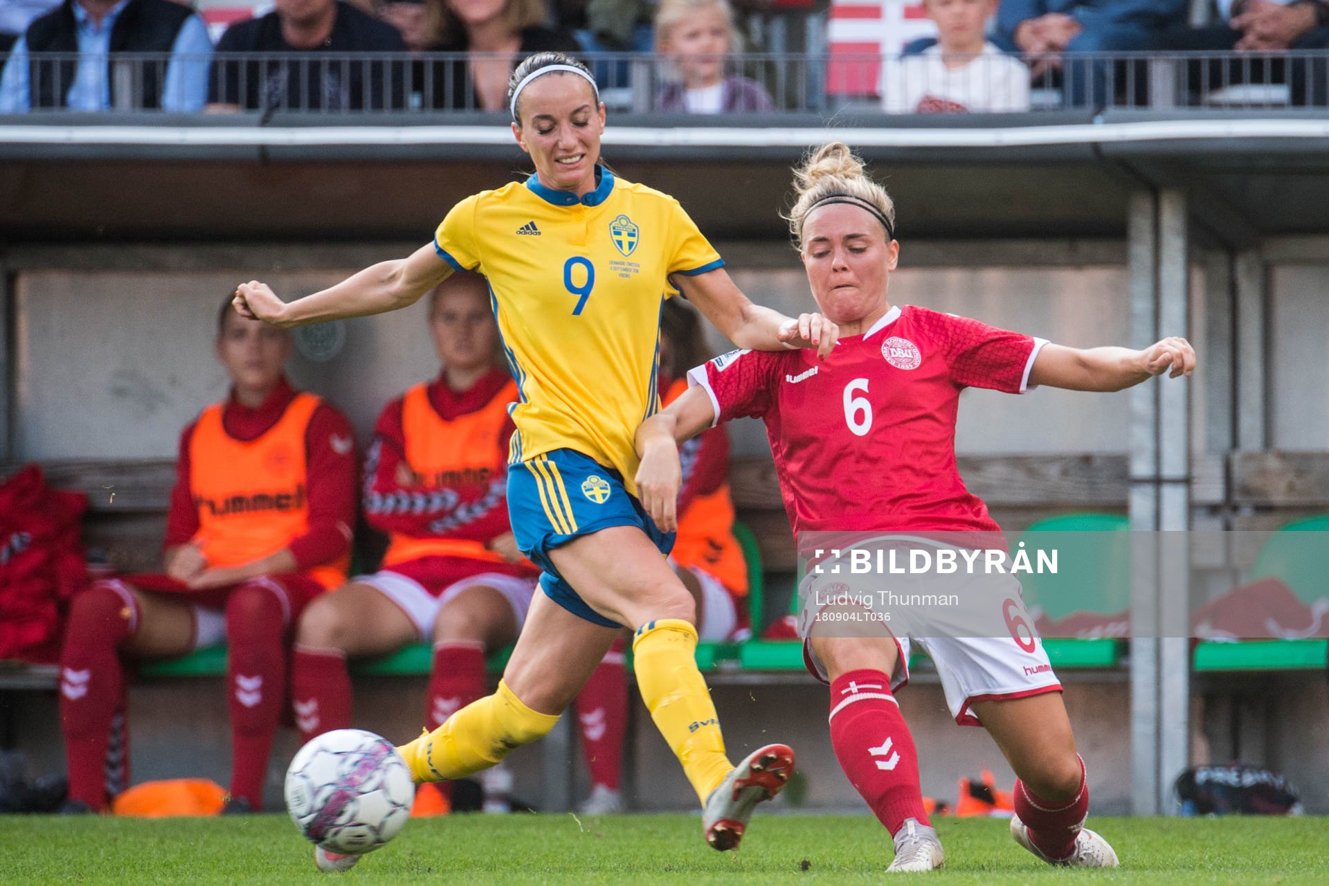 Sveriges Kosovare Asllani