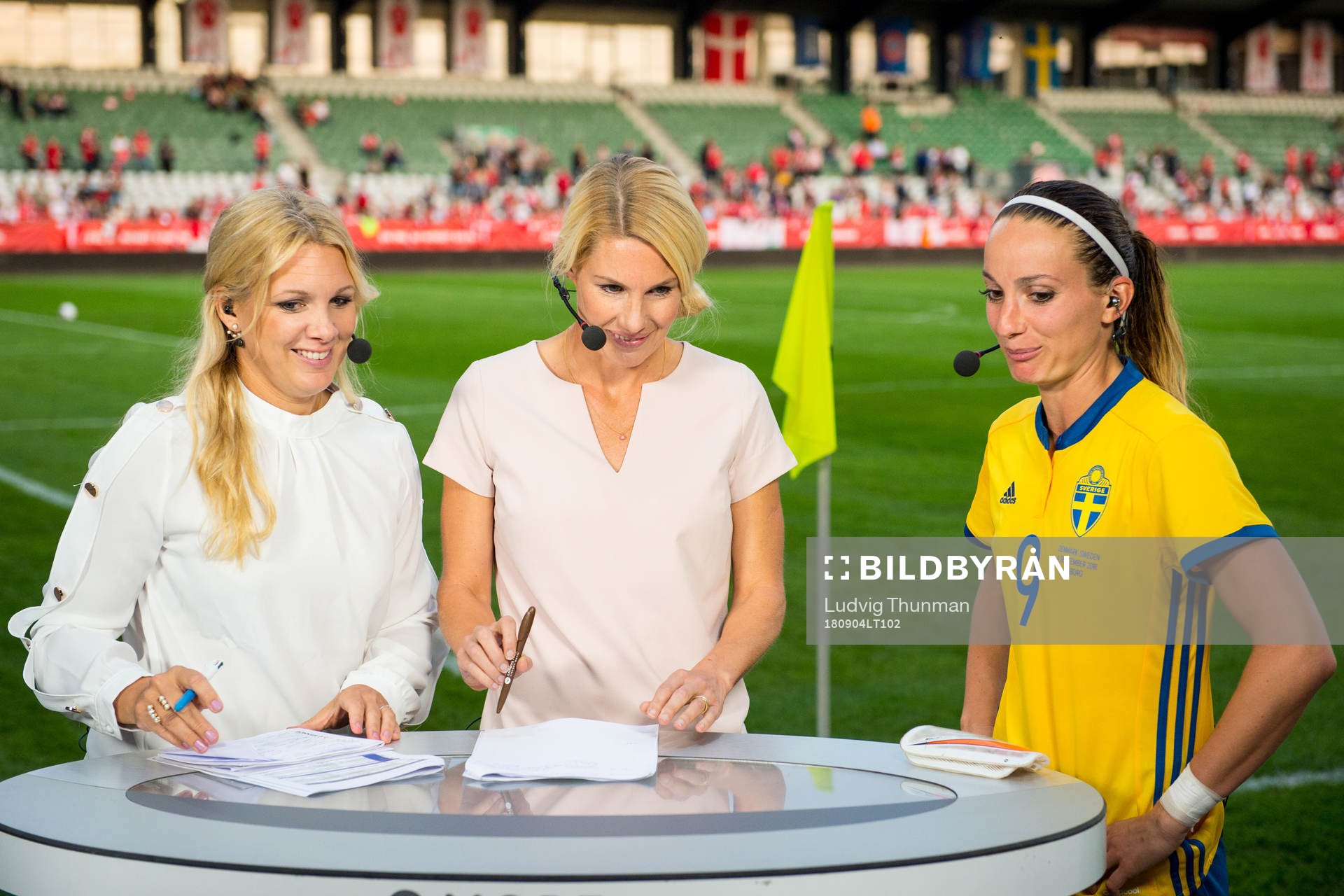 Sveriges Kosovare Asllani