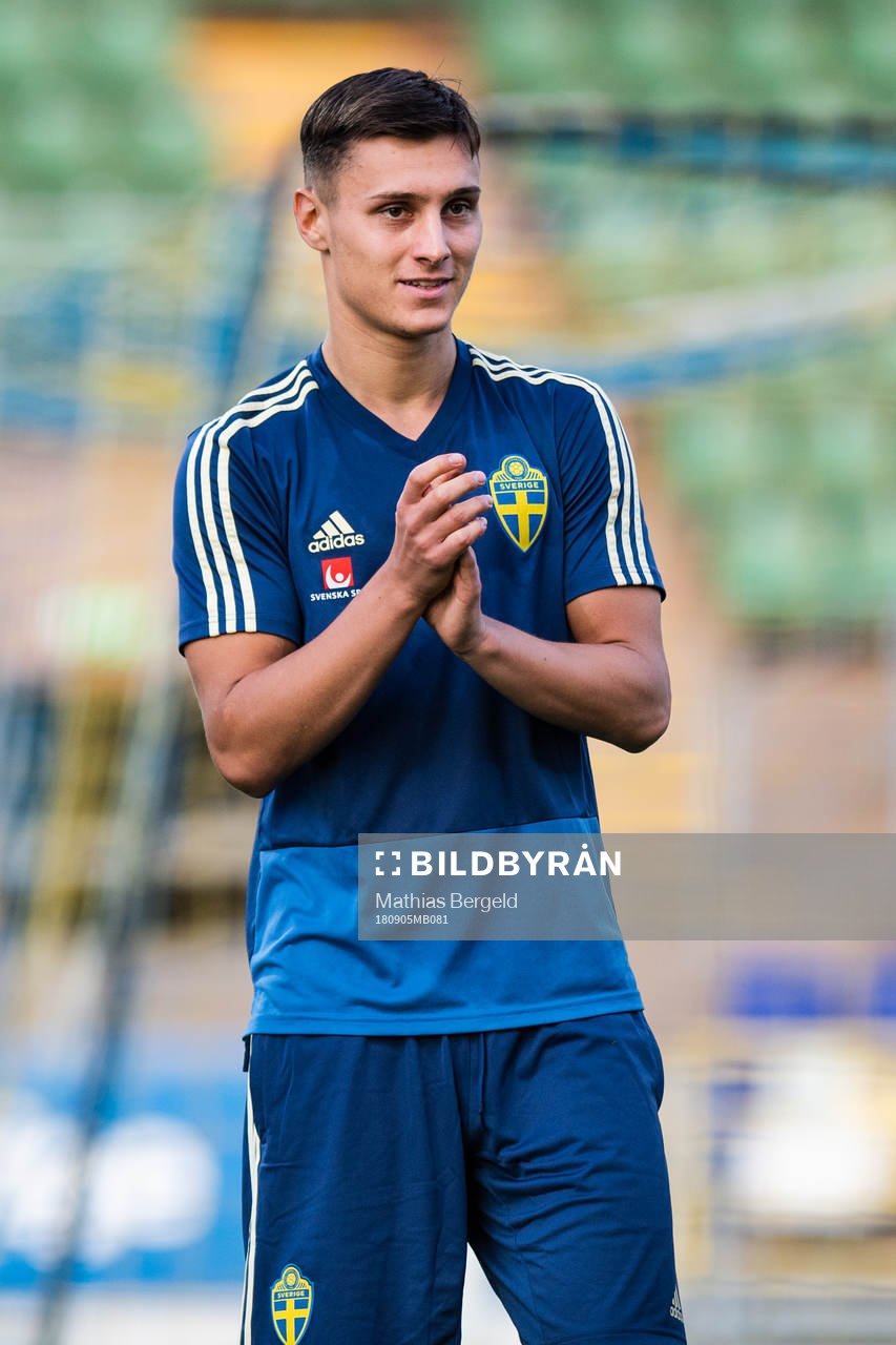 Jonathan Levi