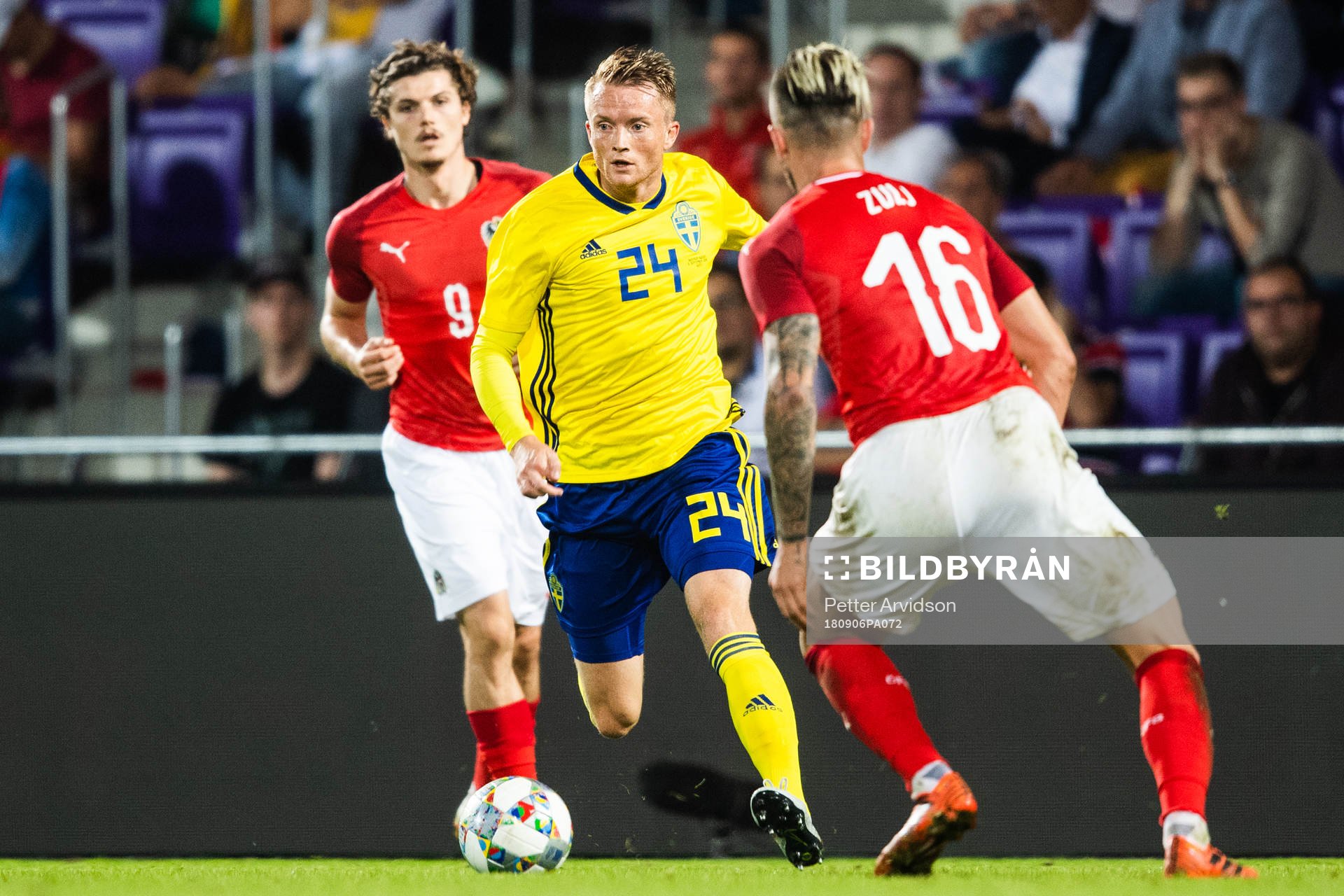 Sam Larsson of Sweden