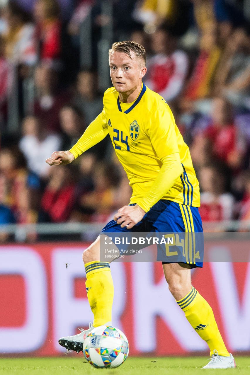 Sam Larsson of Sweden