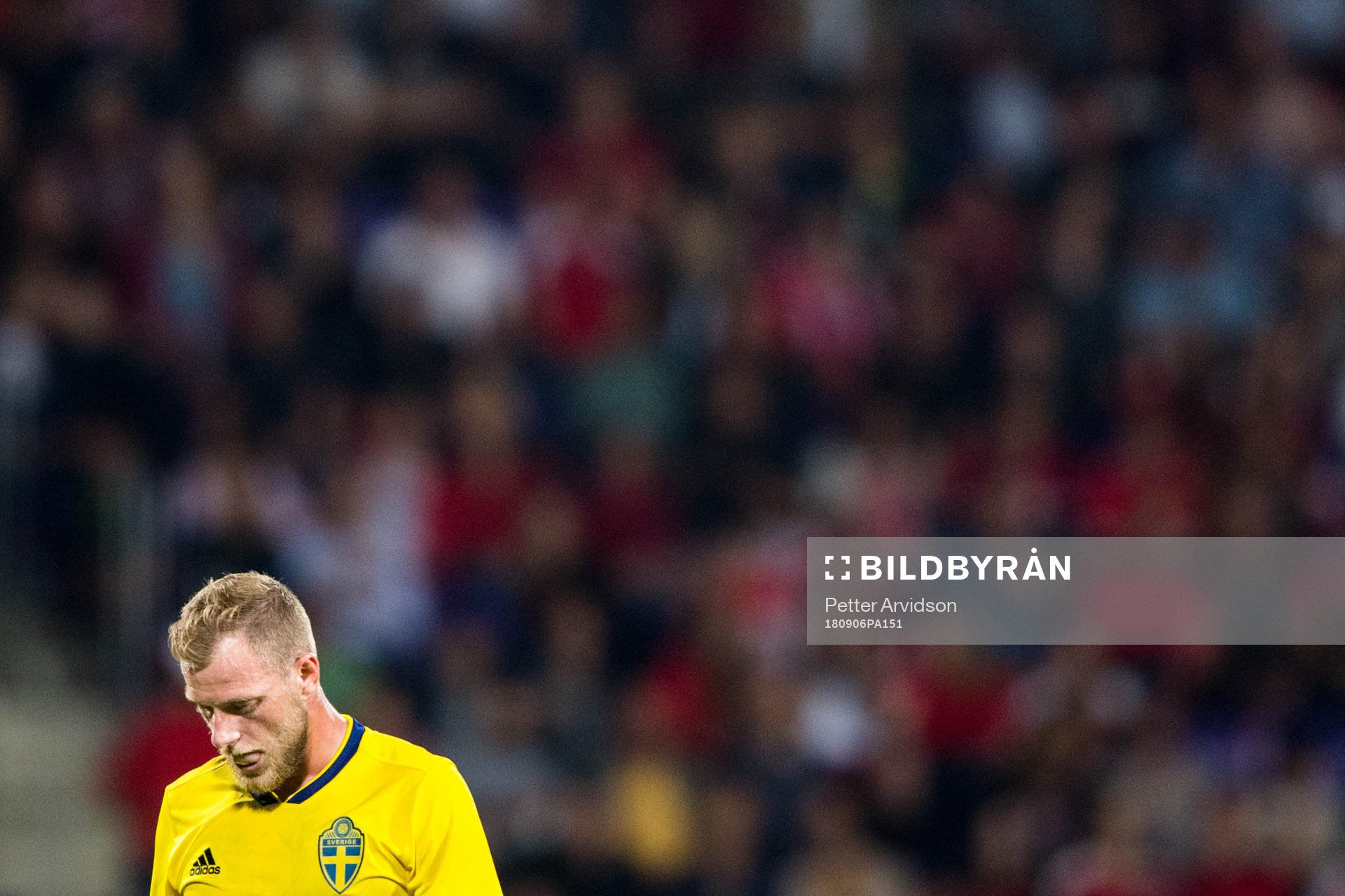 John Guidetti of Sweden looks dejected