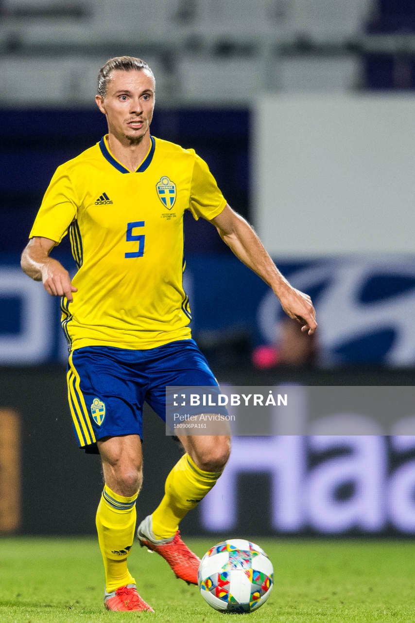 Niklas Hult of Sweden