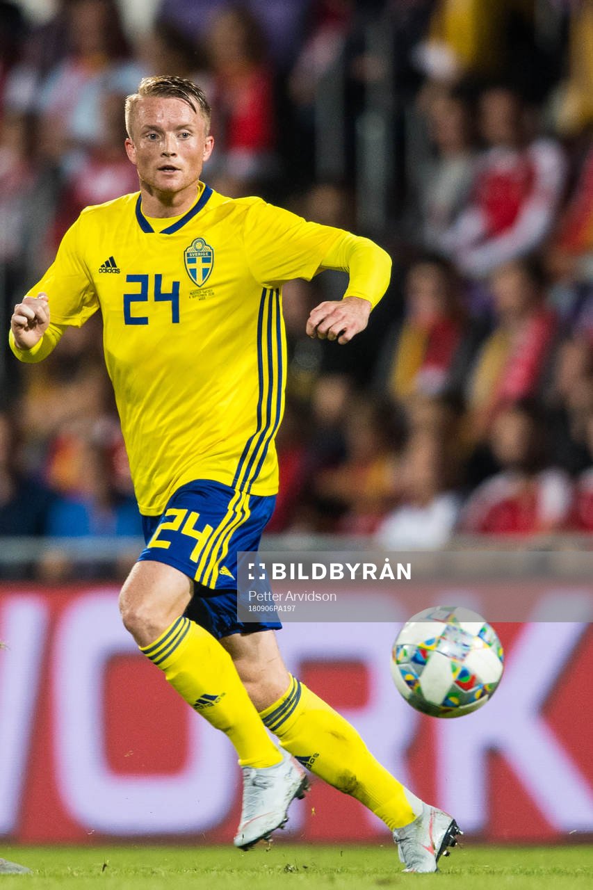 Sam Larsson of Sweden