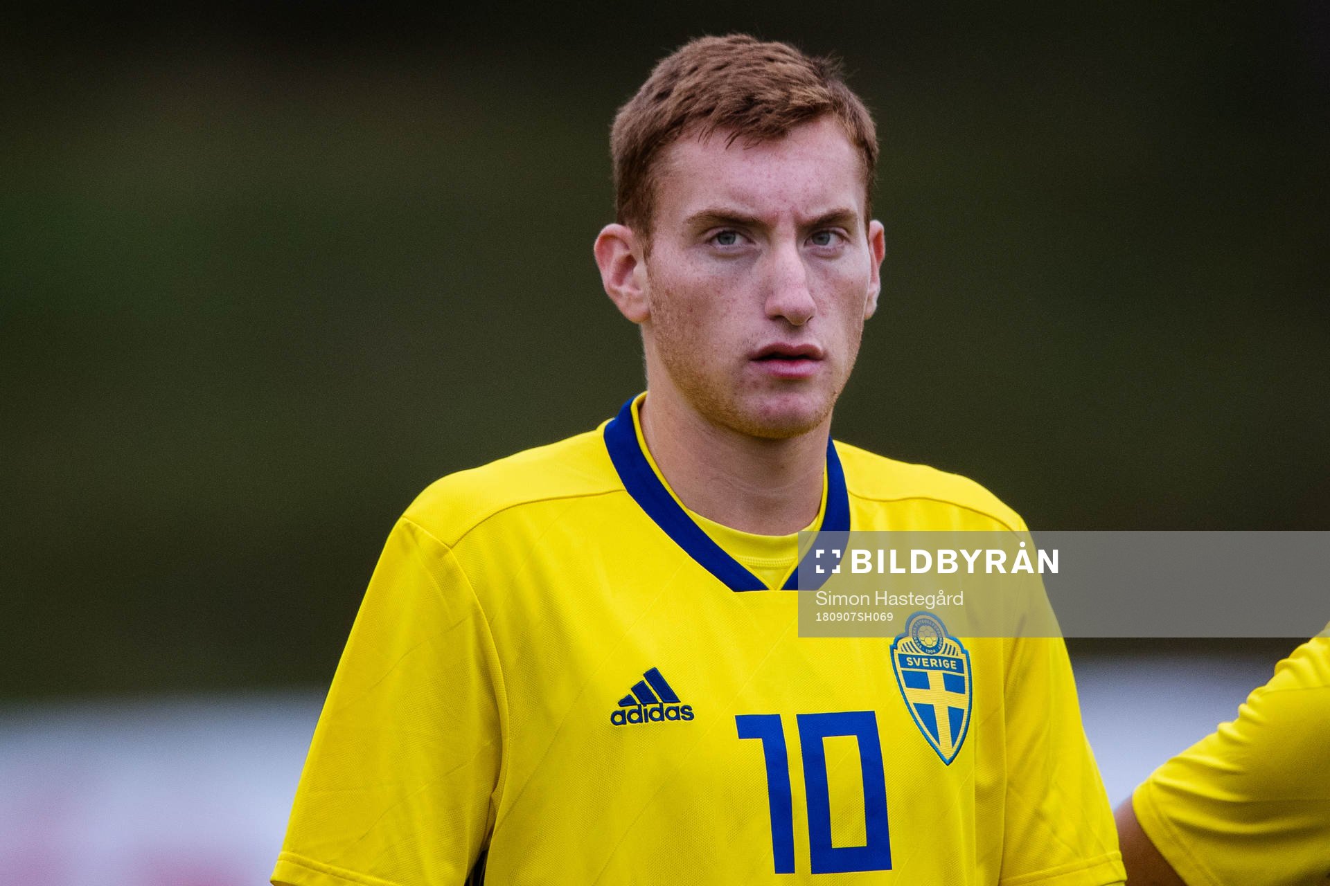 Sveriges Dejan Kulusevski före P18-landskampen i fotboll