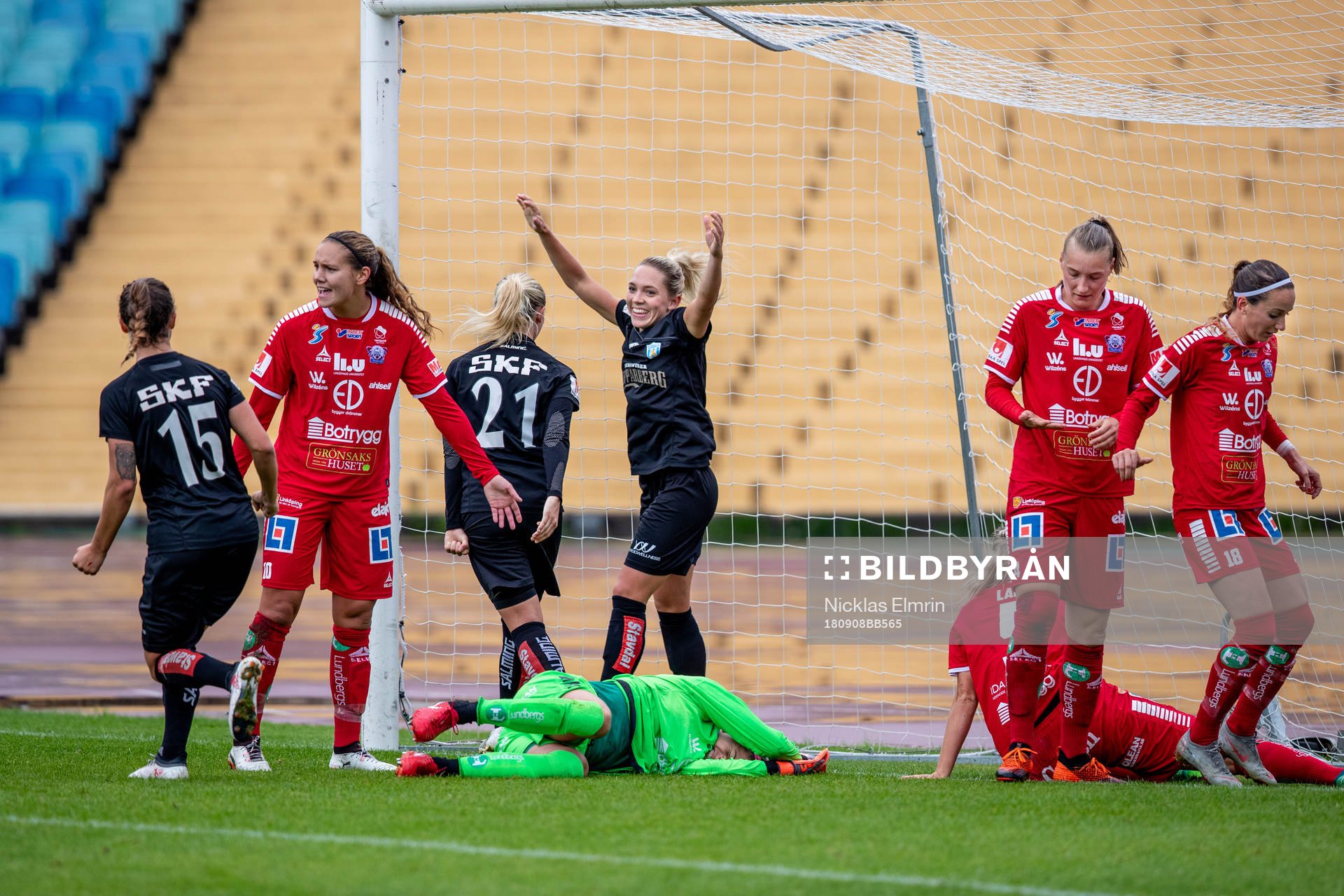 Göteborgs Elin Rubensson har gjort 1-0