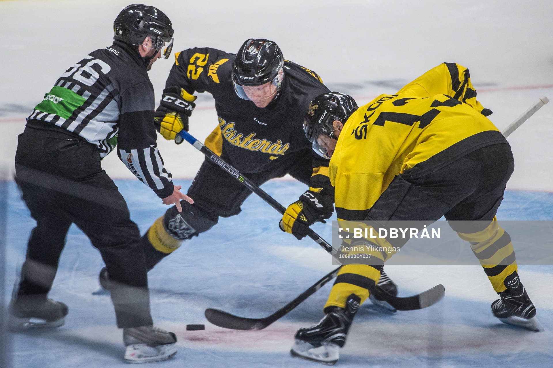 Tekning mellan Johan Skinnars och Eric Castonguay