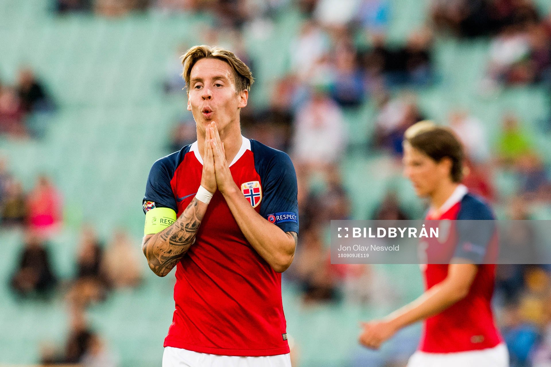 Stefan Johansen of Norway reacts
