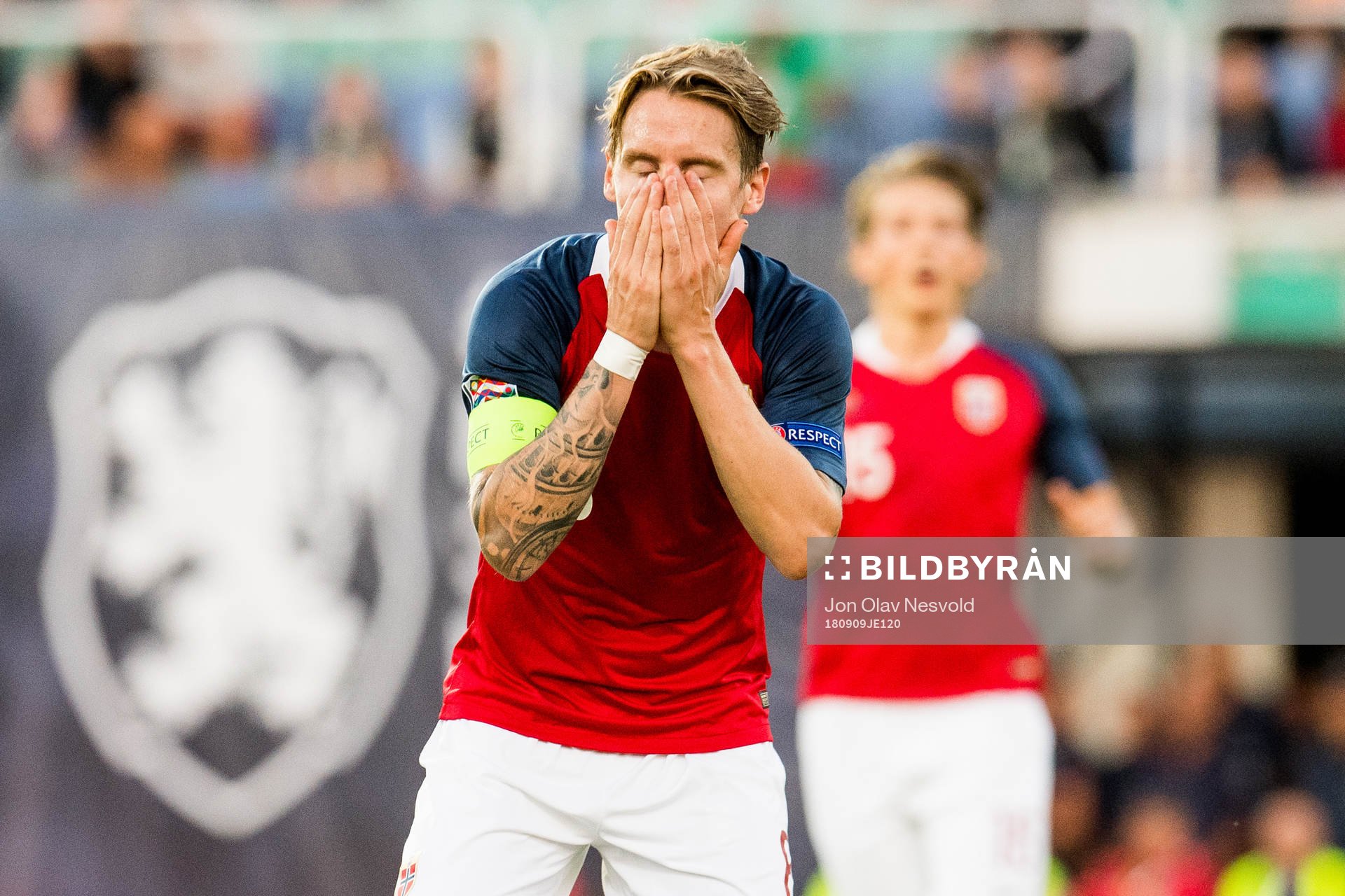 Stefan Johansen of Norway reacts