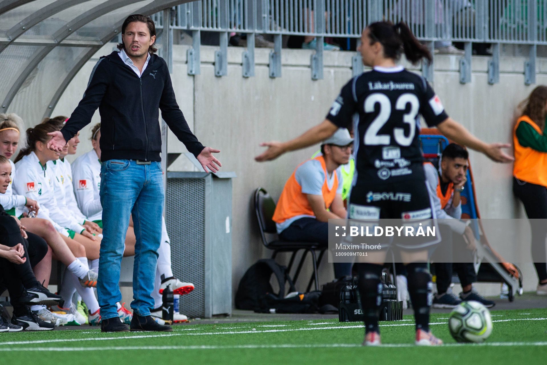 Hammarby tränare Isak Dahlin och Piteås June Pedersen