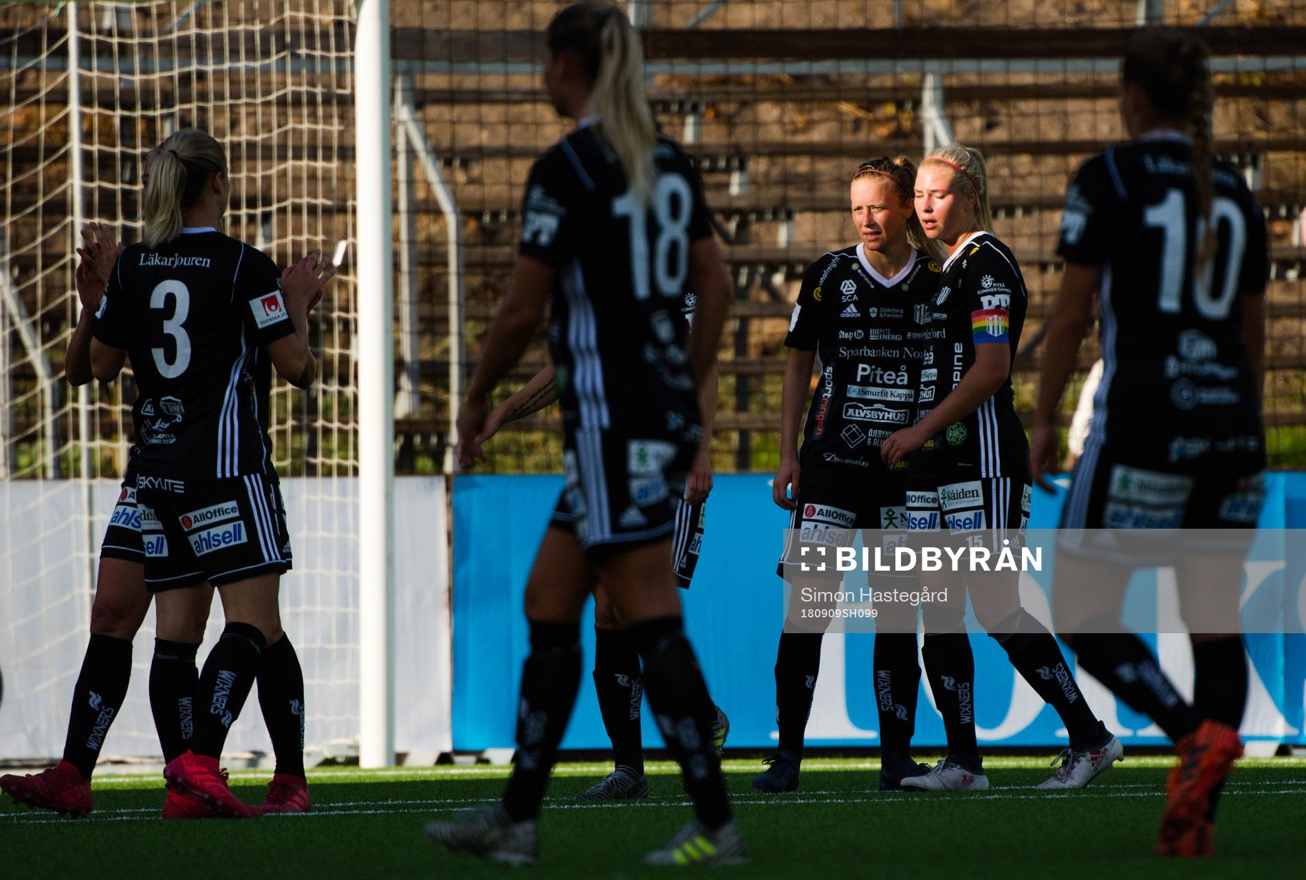 Piteås spelare jublar