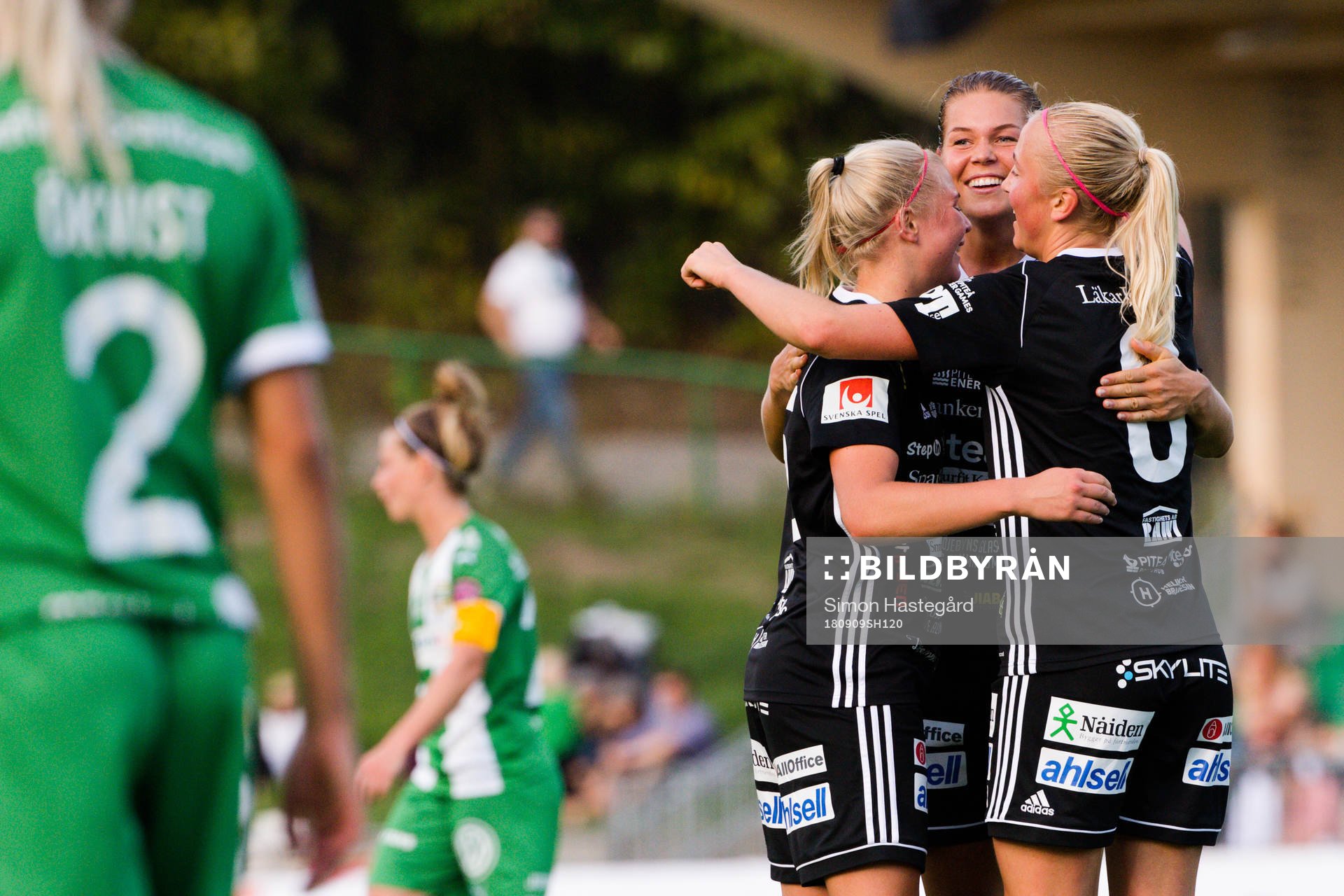 Piteås Nina Jakobsson jublar