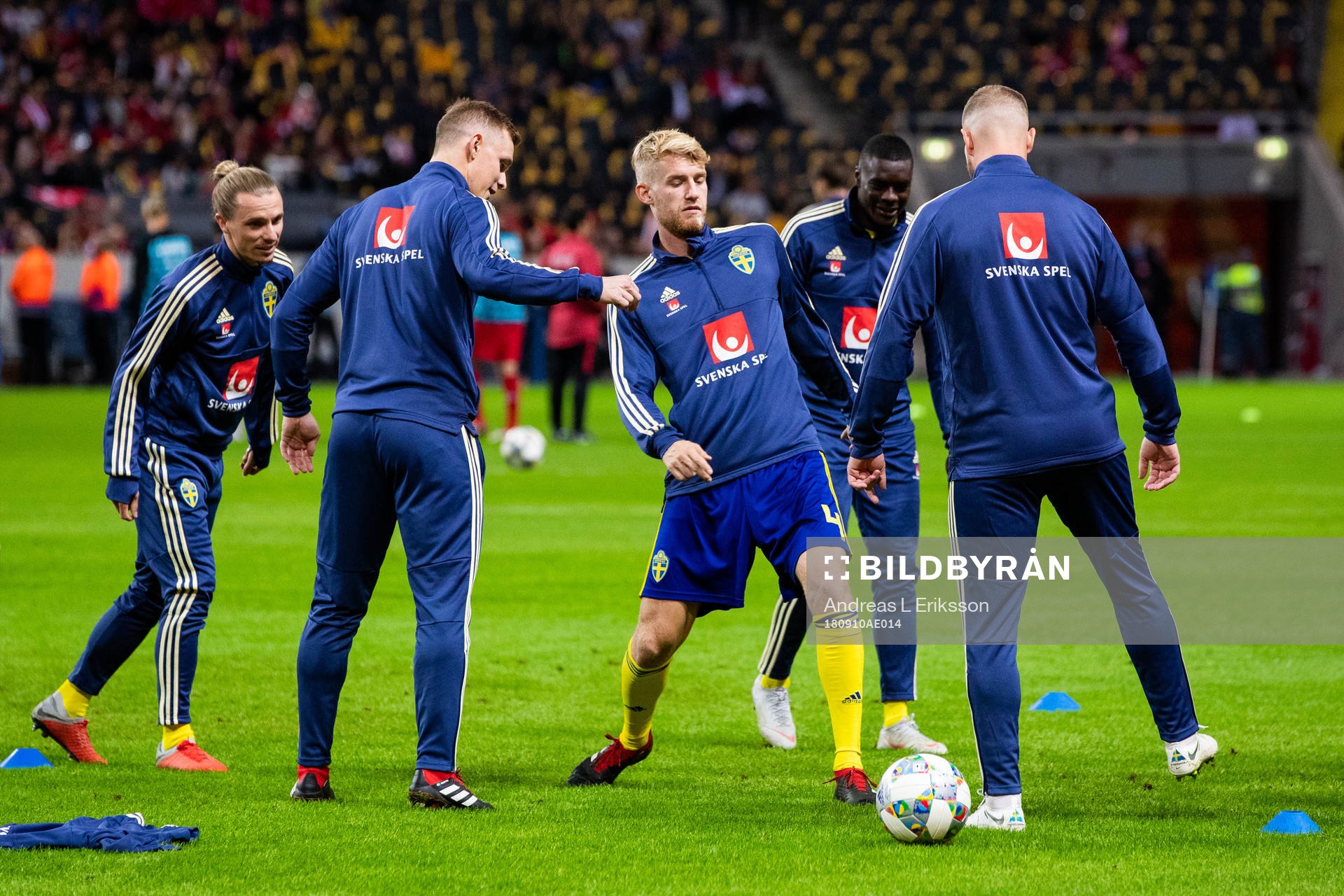 Niklas Hult and Filip Helander of Sweden