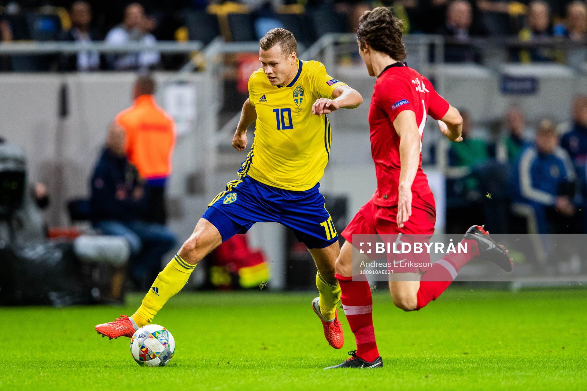 Viktor Claesson of Sweden and Caglar Söyuncu of Turkey