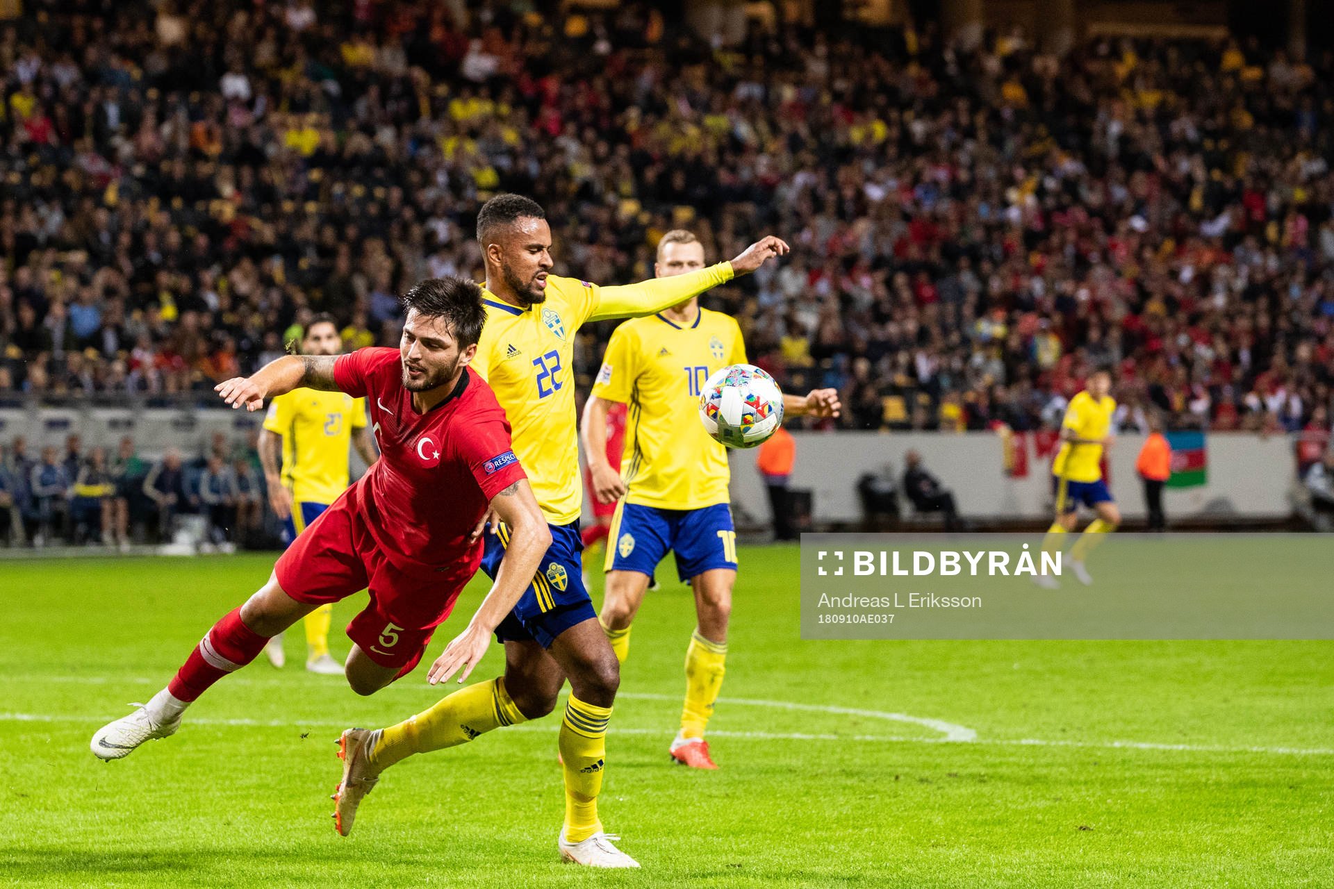 Isaac Kiese Thelin of Sweden in action with Okay Yokuslu of