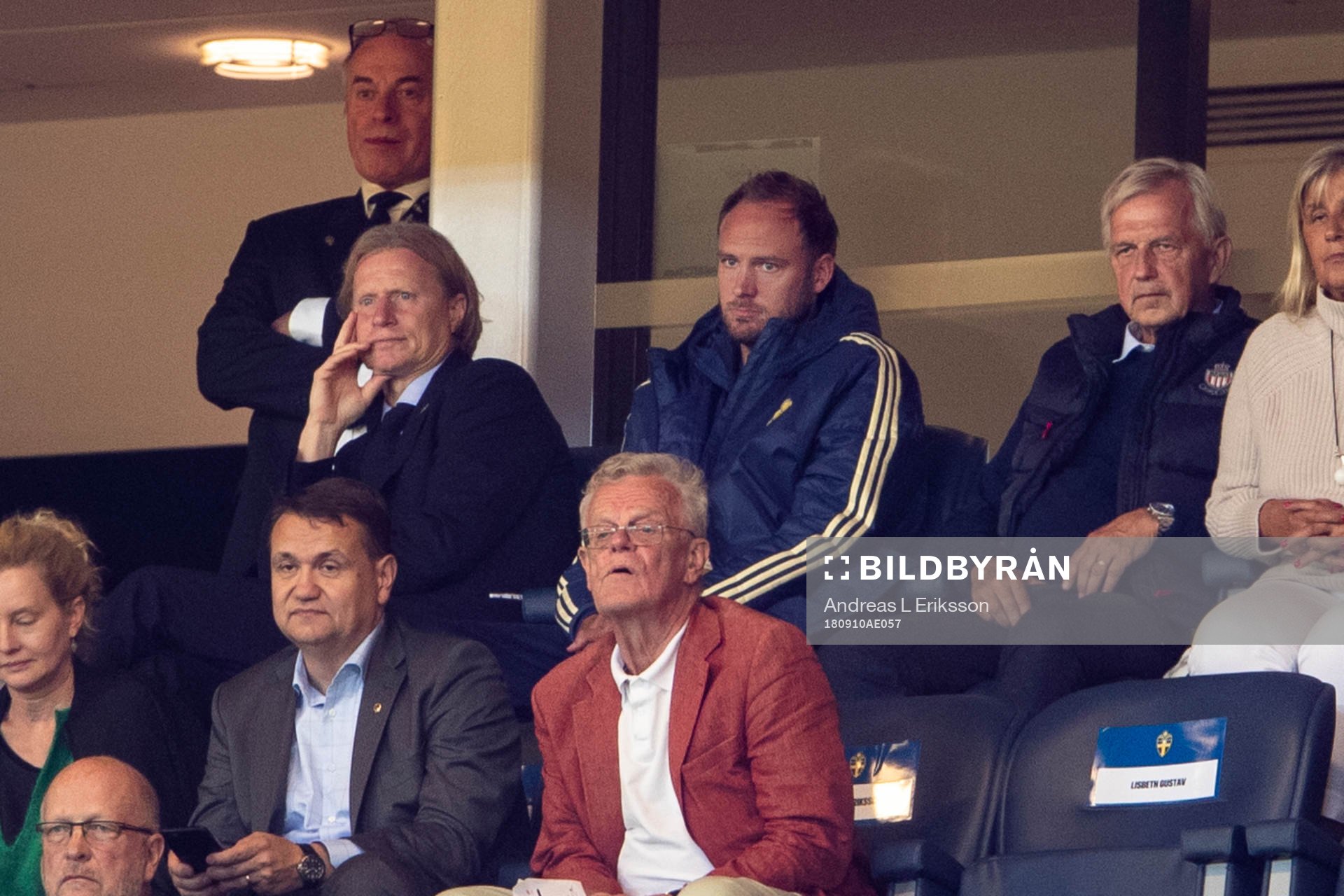 Team Manager Stefan Pettersson and Andreas Granqvist of