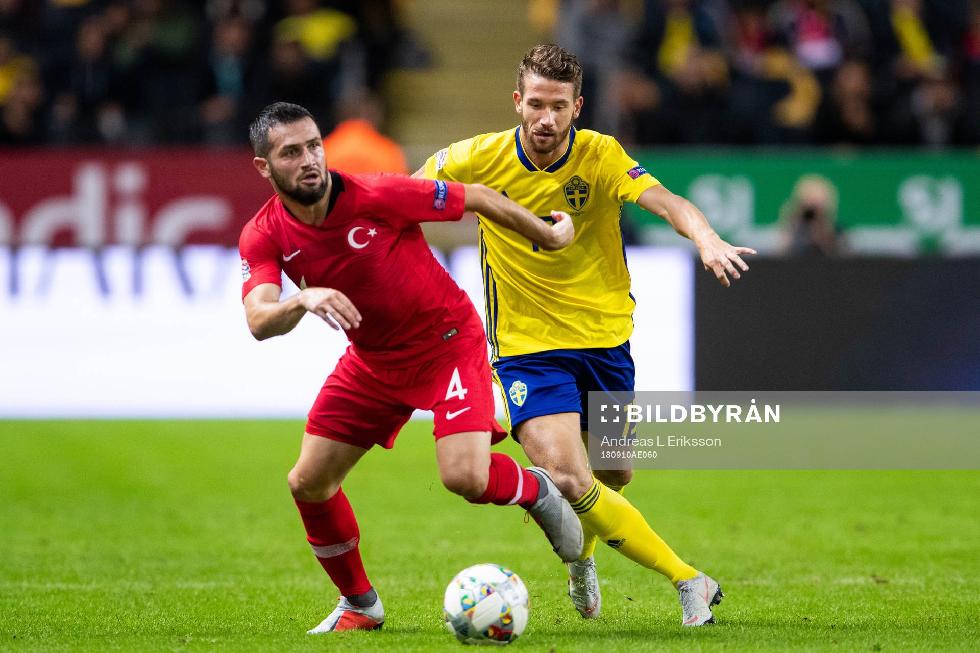 Ömer Bayram of Turkey and Marcus Rohdén of Sweden