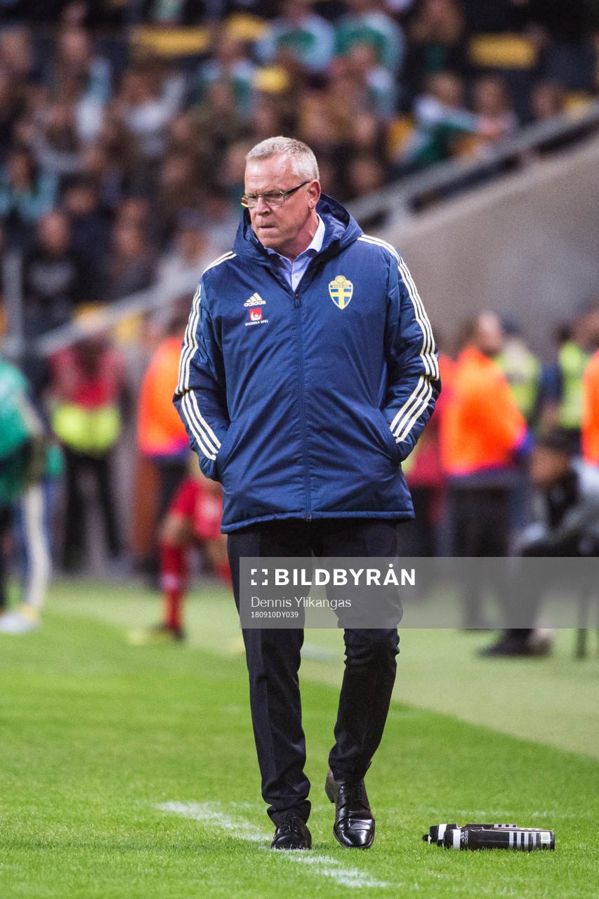 head coach Janne Andersson of Sweden