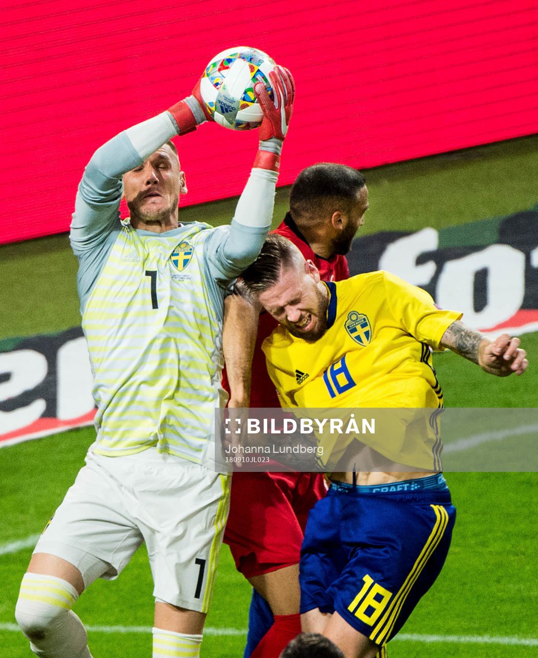 Goalkeeper Robin Olsen and Pontus Jansson of Sweden against